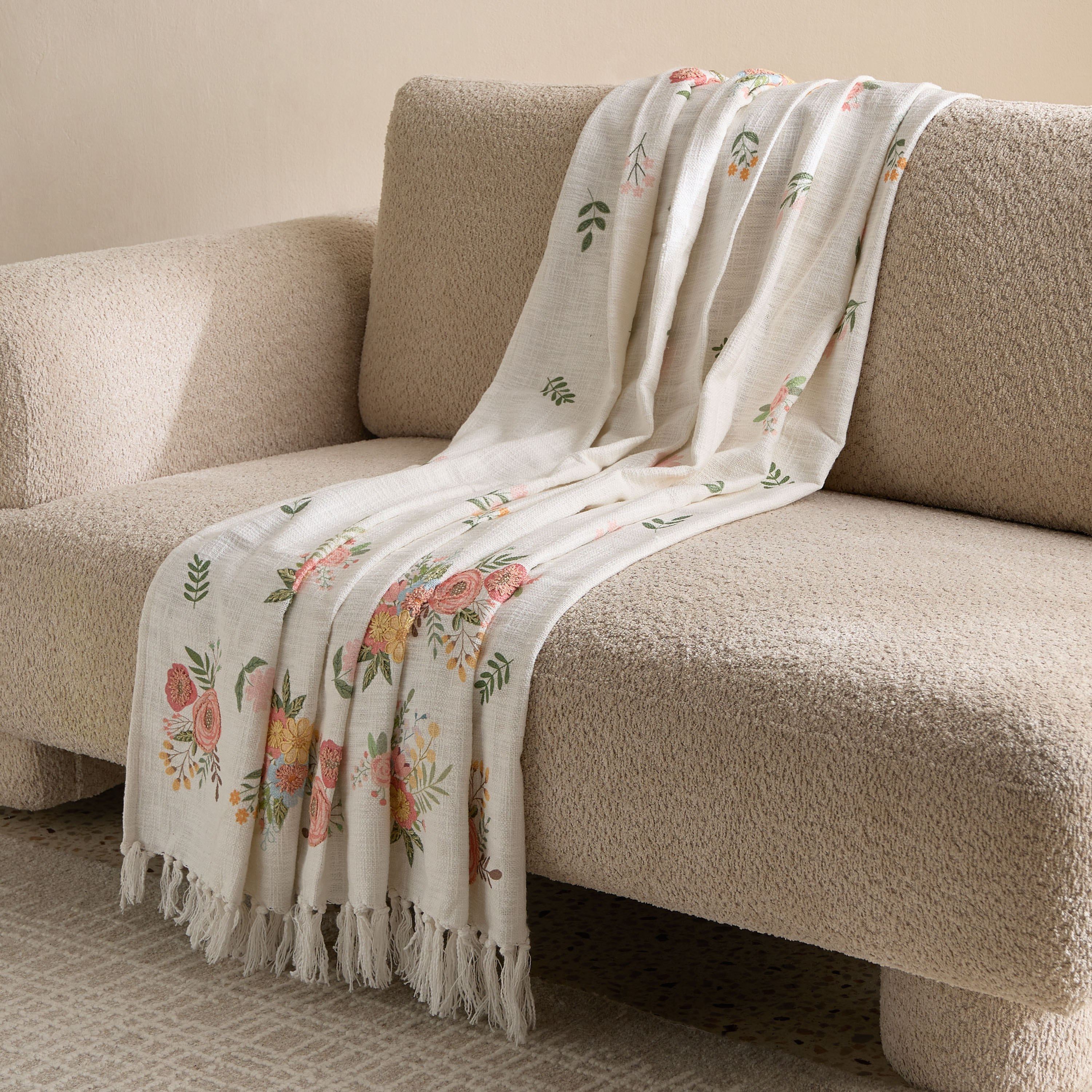 بطانية خفيفة قطن مطرزة من إيدج - 127x152 سم-hbxhomeware-hbxbedroom-image-1
