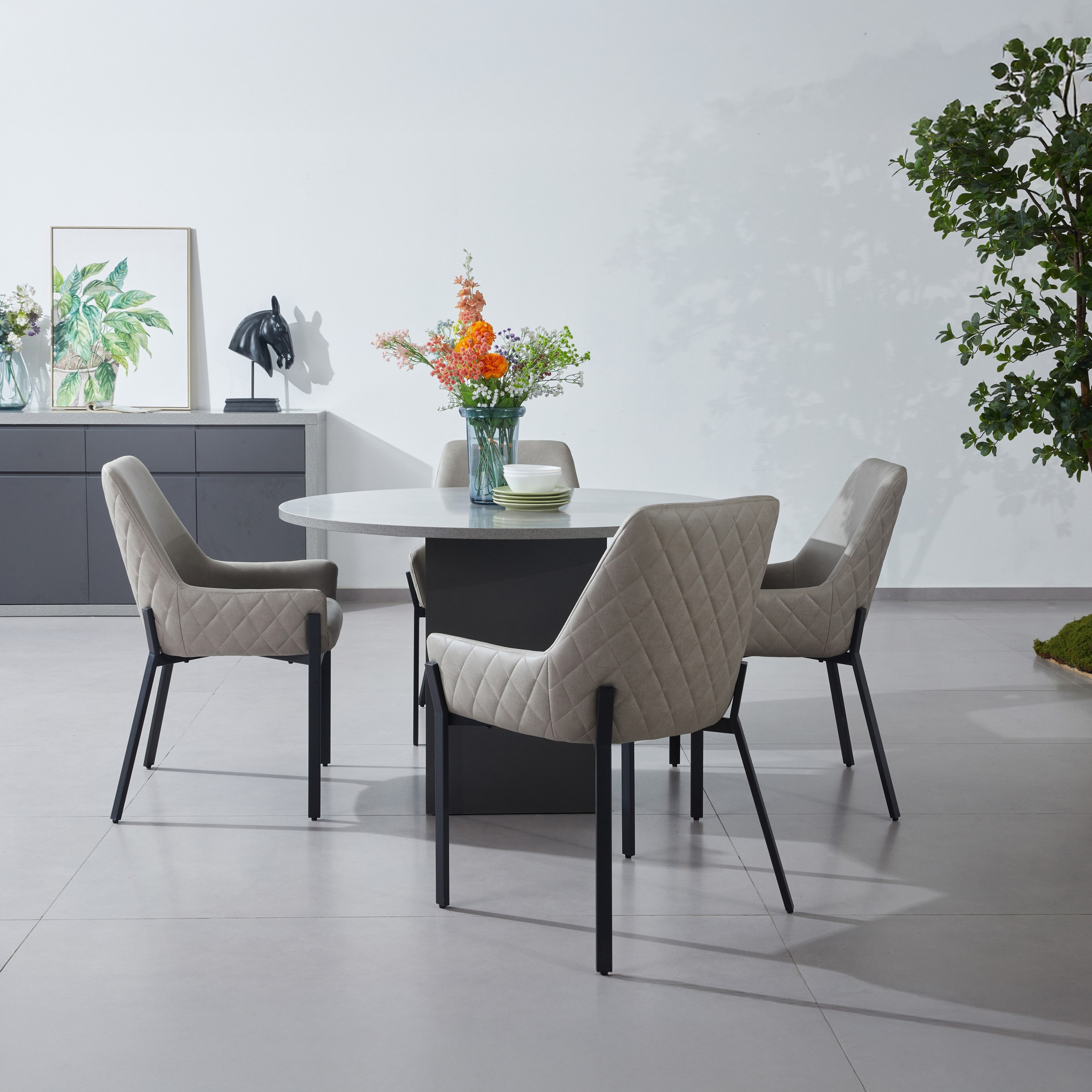 Winchester 4-Seater Round Modular Dining Table Top-hbxdiningroom-modular-modulardining-winchester-image-6