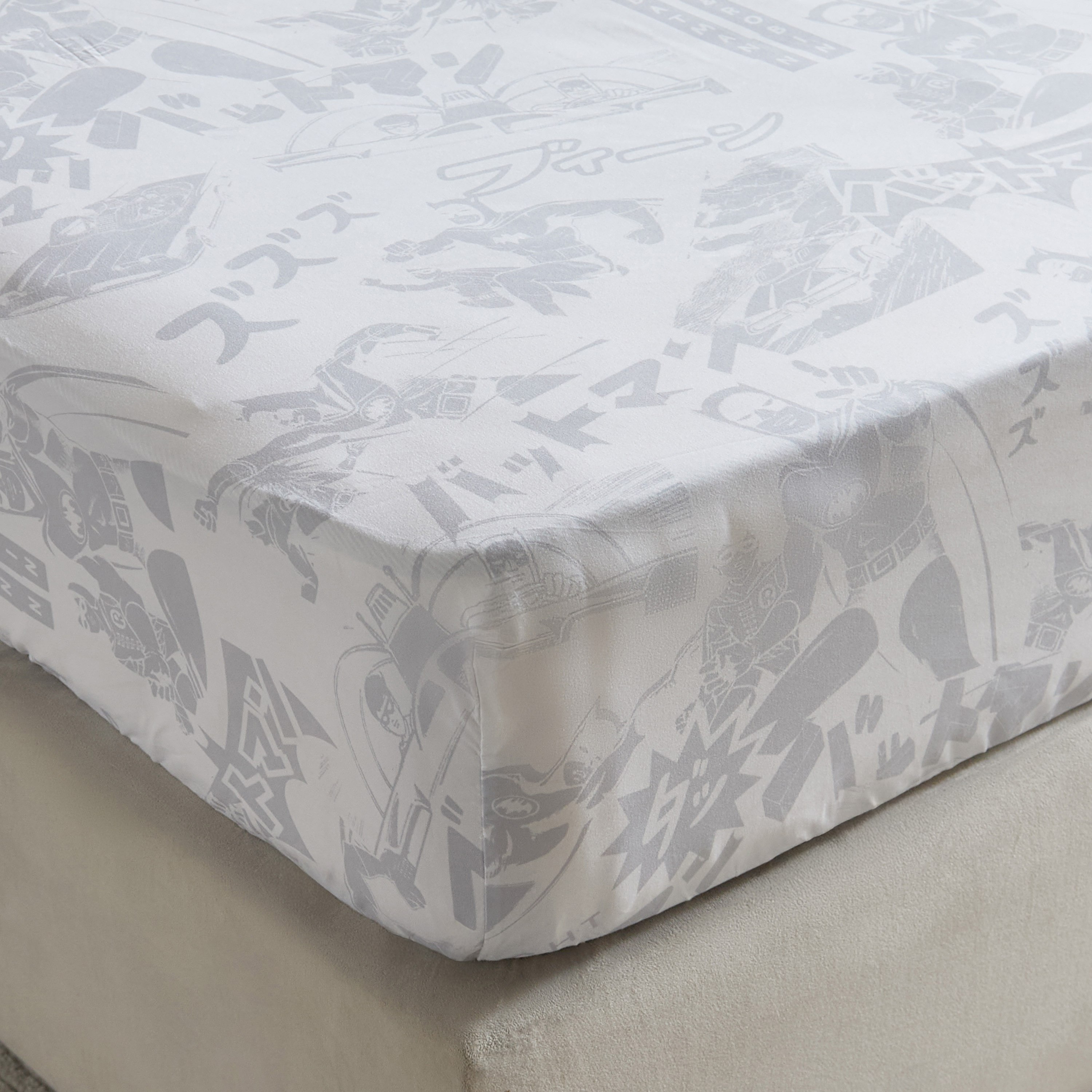 Batman Twin Fitted Sheet - 120x200+25 cm-hbxhomeware-hbxkidsandyouth-image-1