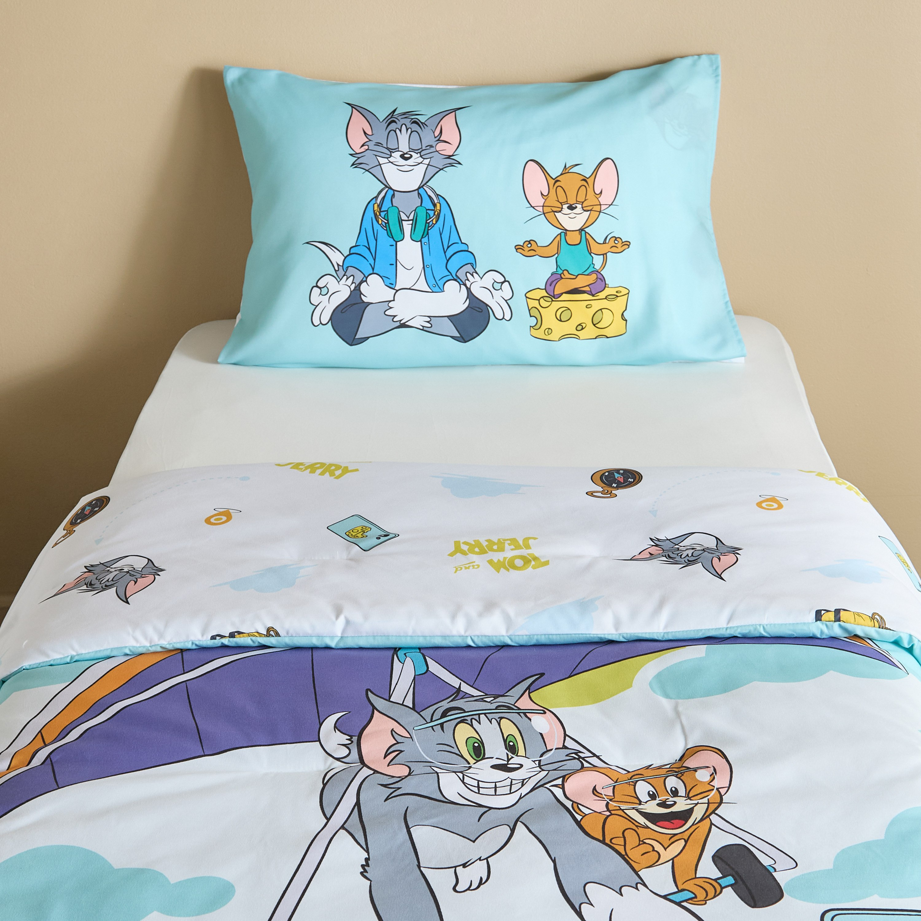 Tom and Jerry 2-Piece Single Comforter Set - 135x220 cm-hbxhomeware-hbxkidsandyouth-image-1