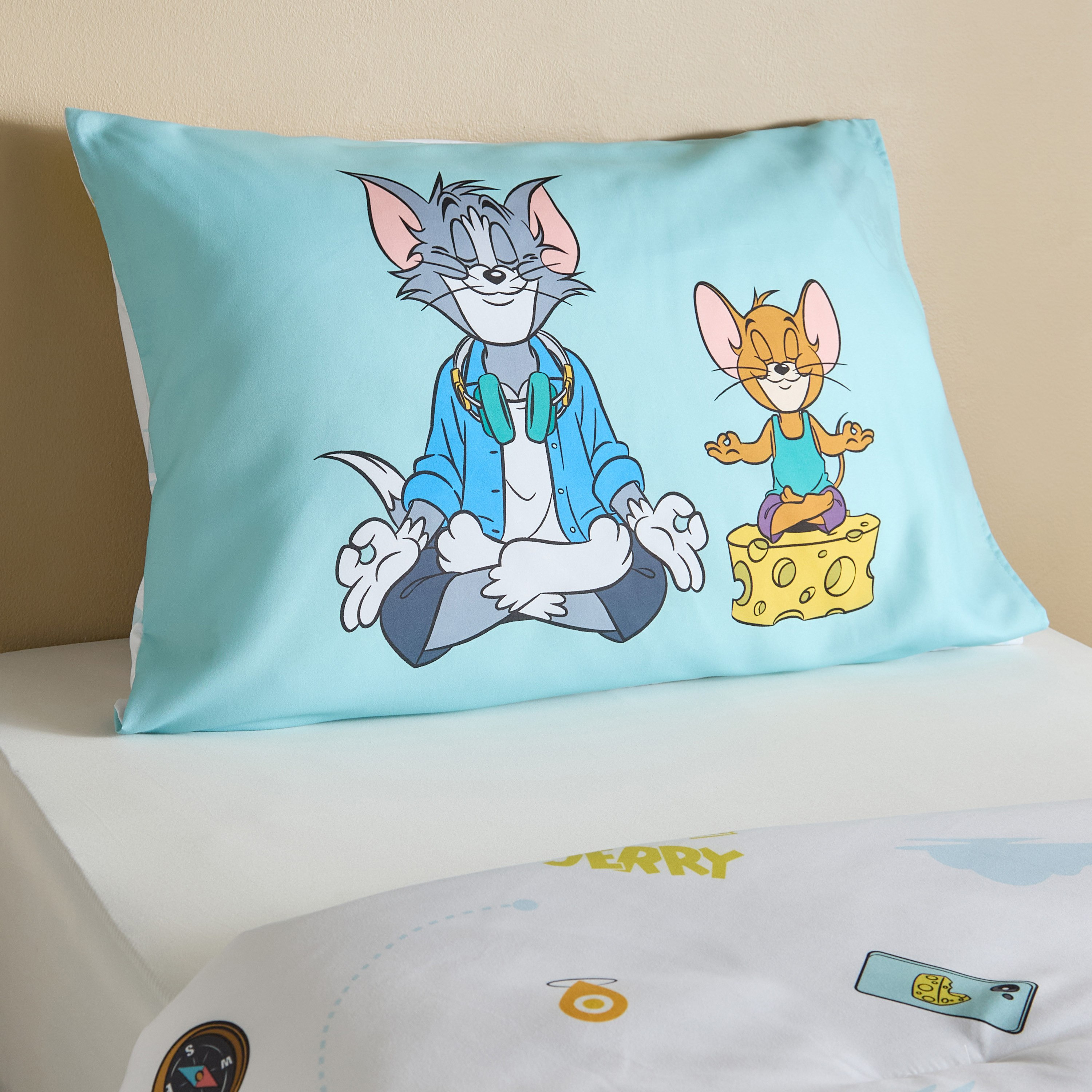Tom and Jerry 2-Piece Single Comforter Set - 135x220 cm-hbxhomeware-hbxkidsandyouth-image-2