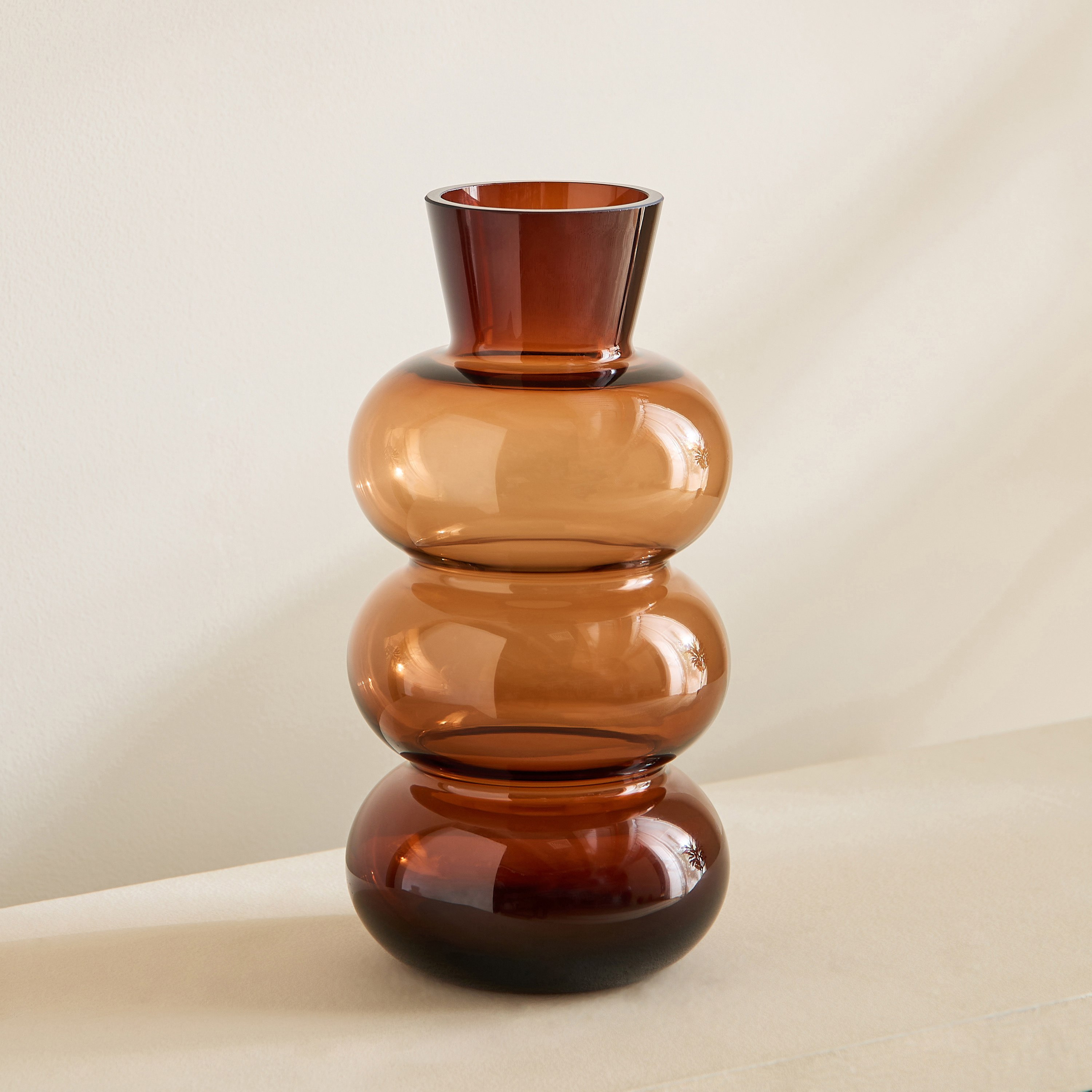 مزهرية زجاج سميك للديكور من بيدرو - 14.5x28 سم-hbxbedroom-decorandaccessories-vases-image-5