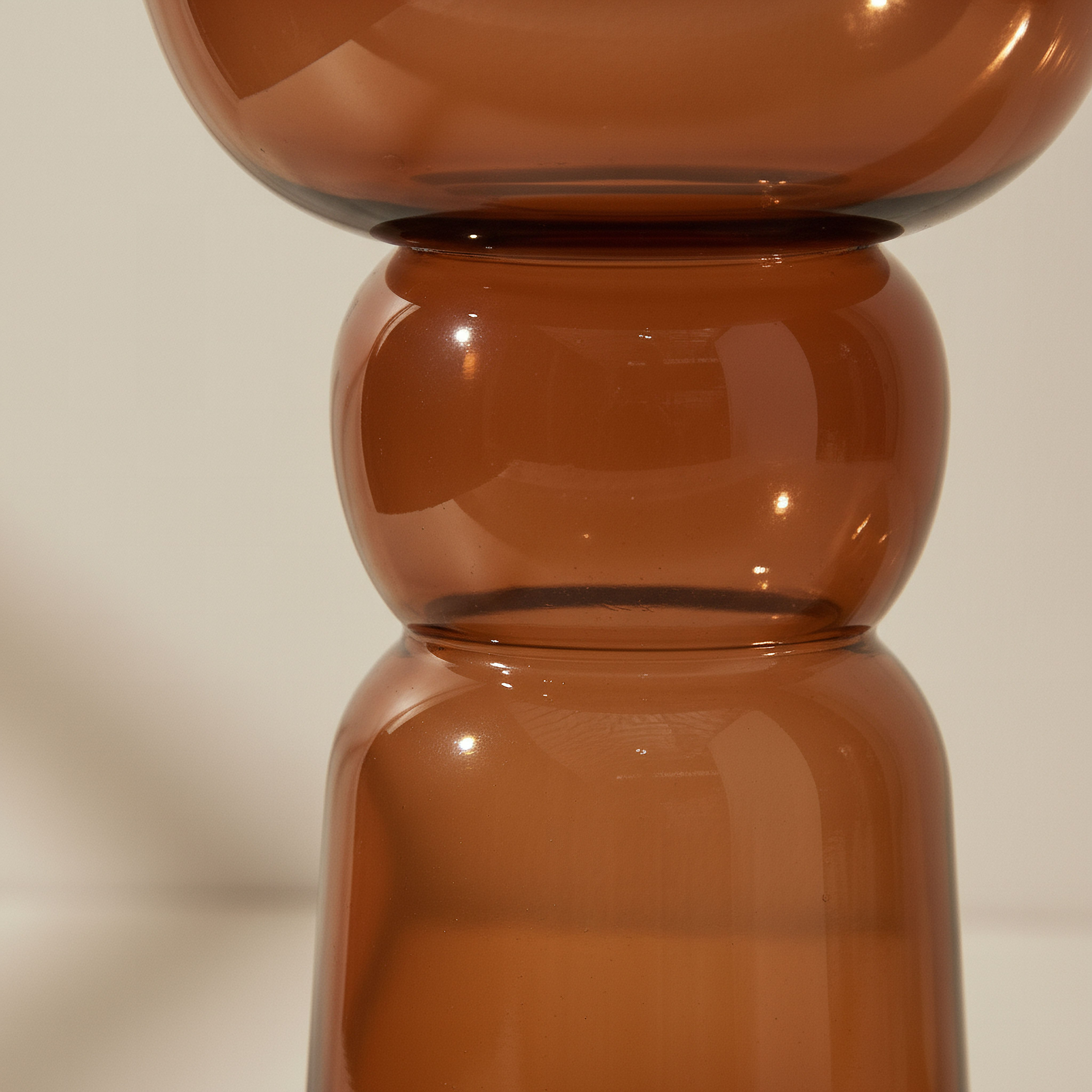 Pedro Decorative Heavy Glass Vase - 15x25 cm-hbxbedroom-decorandaccessories-vases-image-2