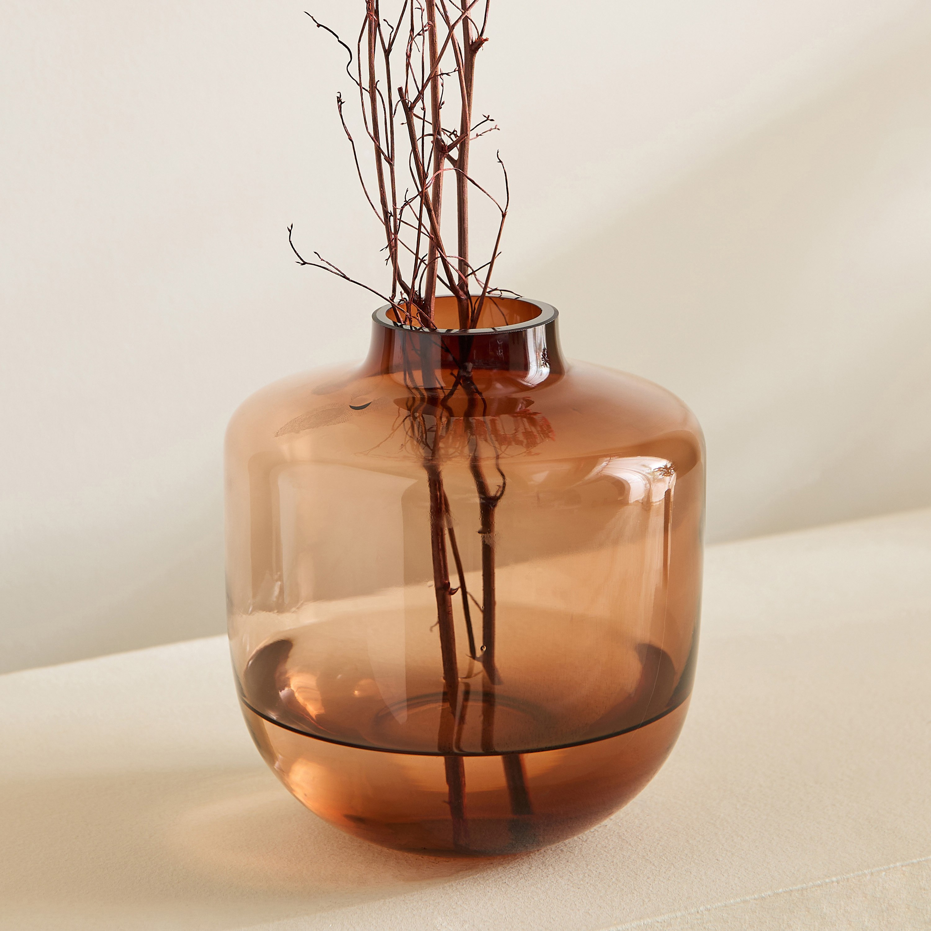 مزهرية زجاج سميك للديكور من بيدرو - 15.5x17 سم-hbxbedroom-decorandaccessories-vases-image-1