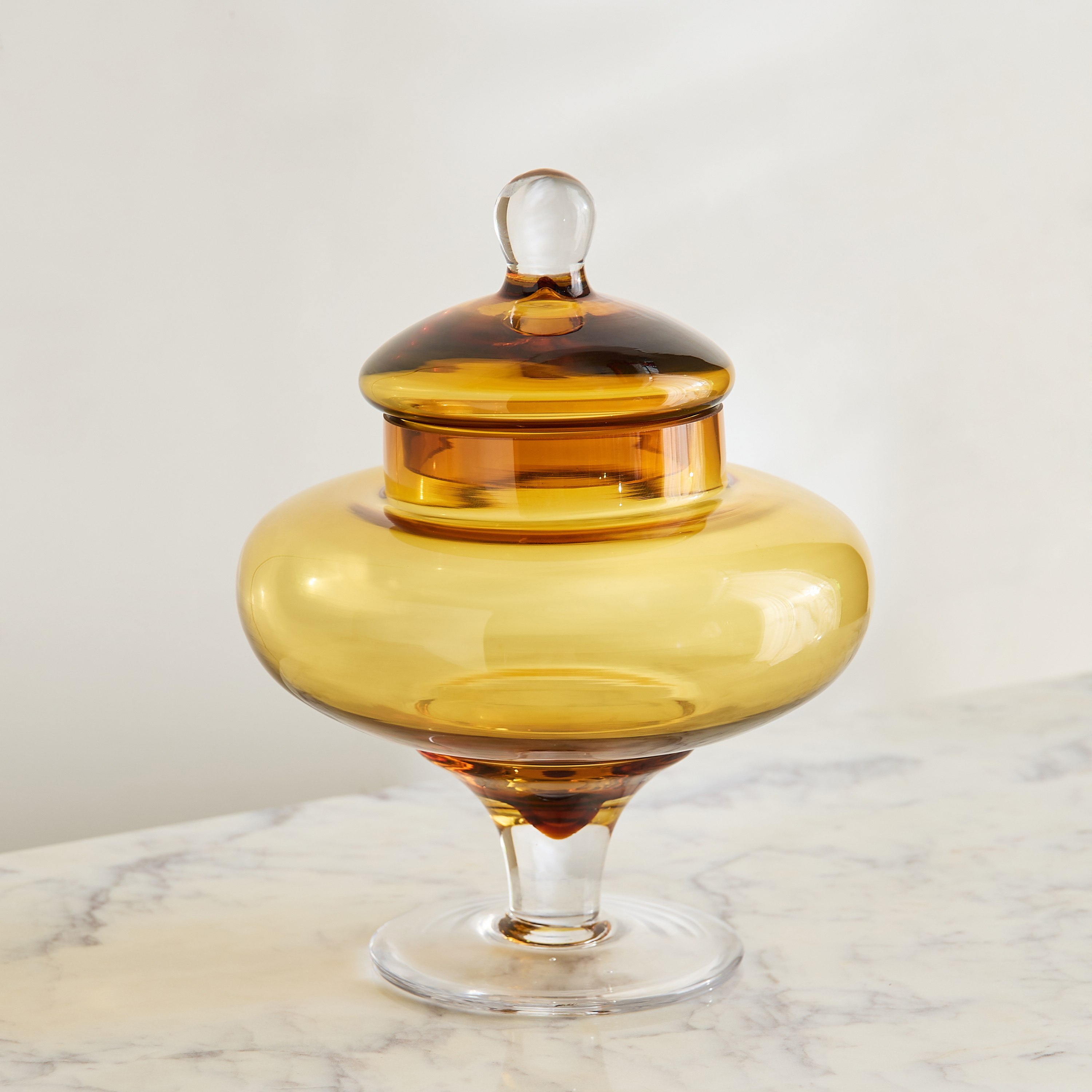 وعاء ديكور زجاج ثقيل من بيدرو - 20x25 سم-hbxdecorandfurnishings-homeaccessories-bowls-image-4