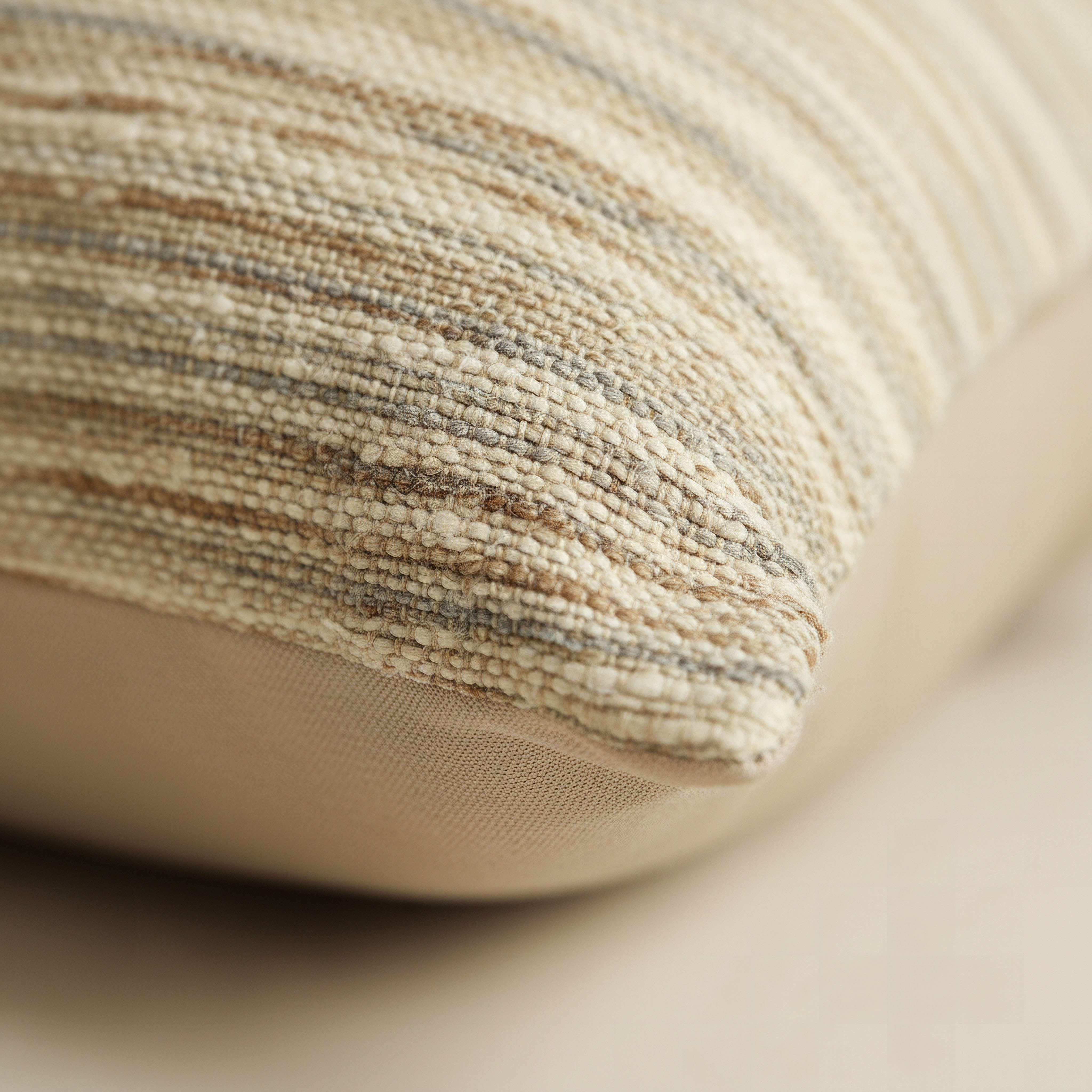 طقم وسادة محشوة من قطعتين من كوزي ديو - 50×50 سم-hbxlivingroom-furnishings-cushionsandcovers-filledcushions-image-3