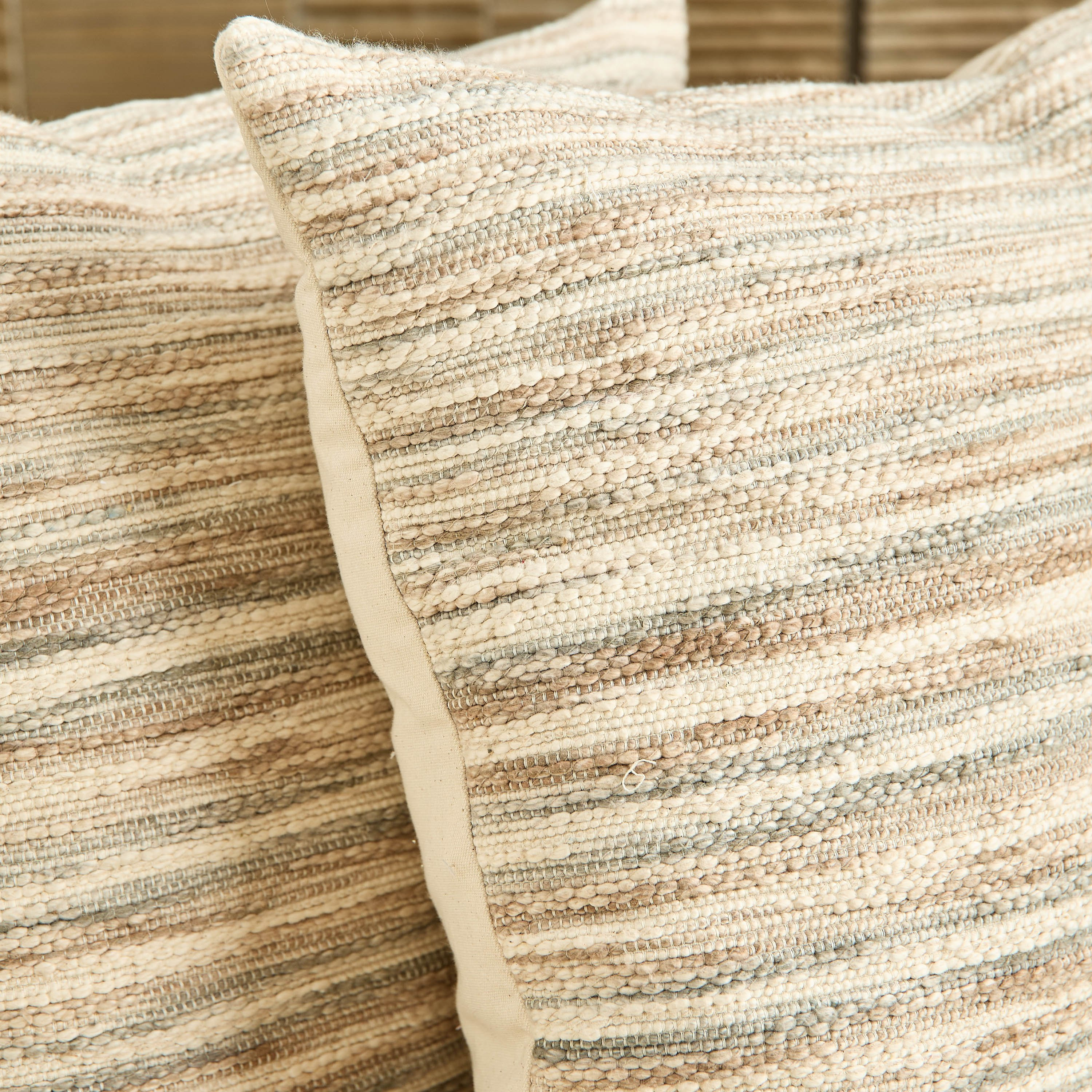 طقم وسادة محشوة من قطعتين من كوزي ديو - 50×50 سم-hbxlivingroom-furnishings-cushionsandcovers-filledcushions-image-6