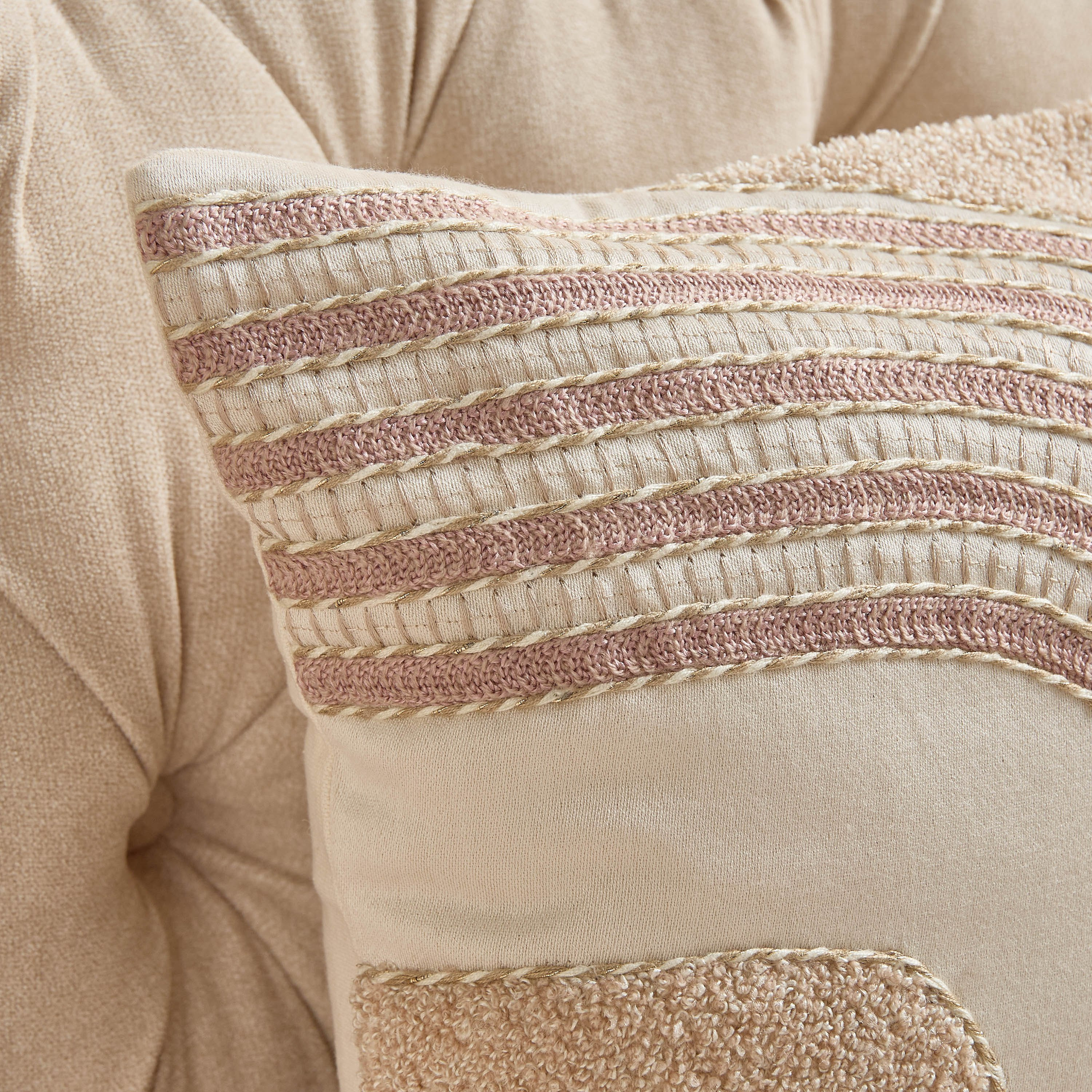 Petra Artisera Curves Filled Cushion - 35x60 cm-hbxhomeware-hbxbedroom-image-2