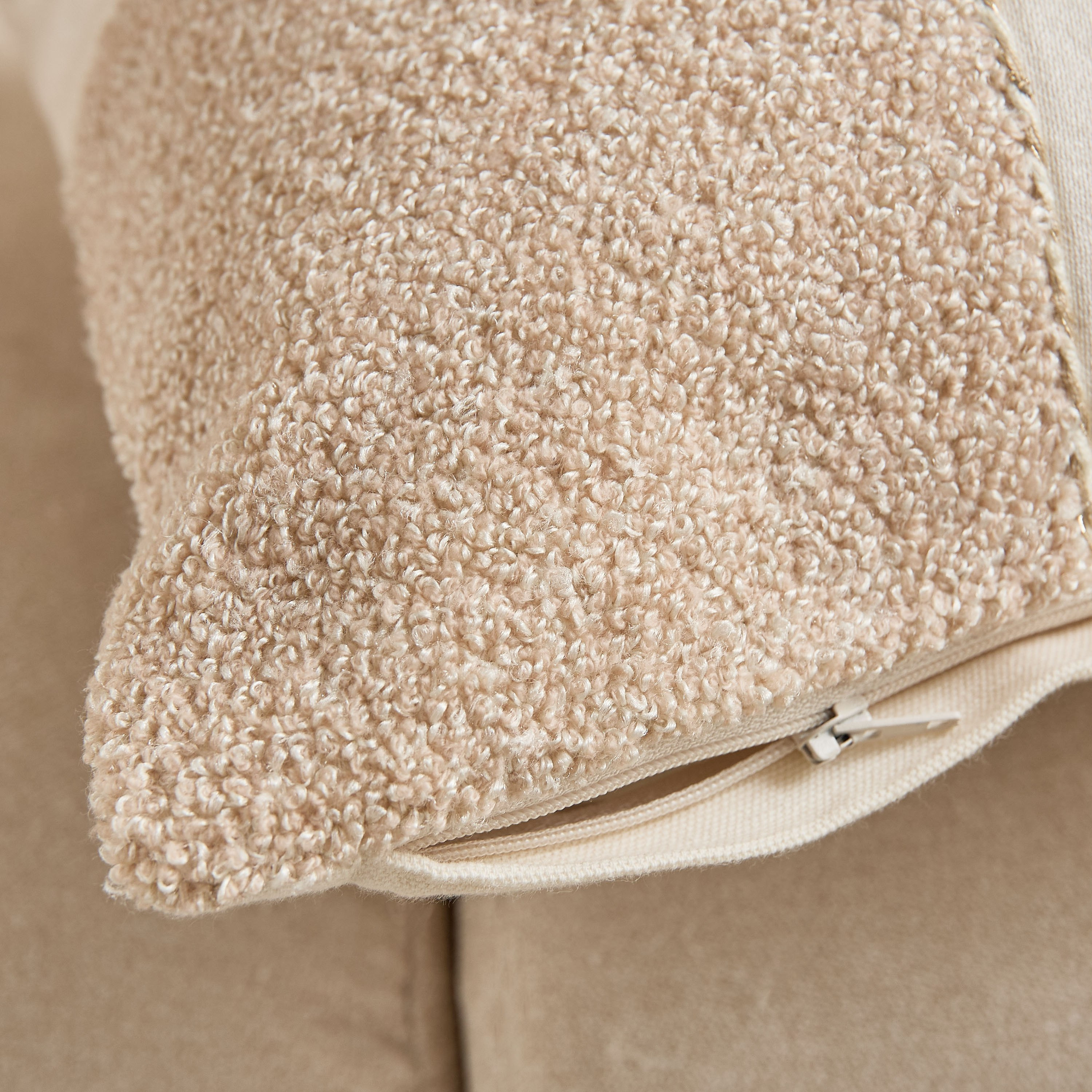 Petra Artisera Curves Filled Cushion - 35x60 cm-hbxhomeware-hbxbedroom-image-4