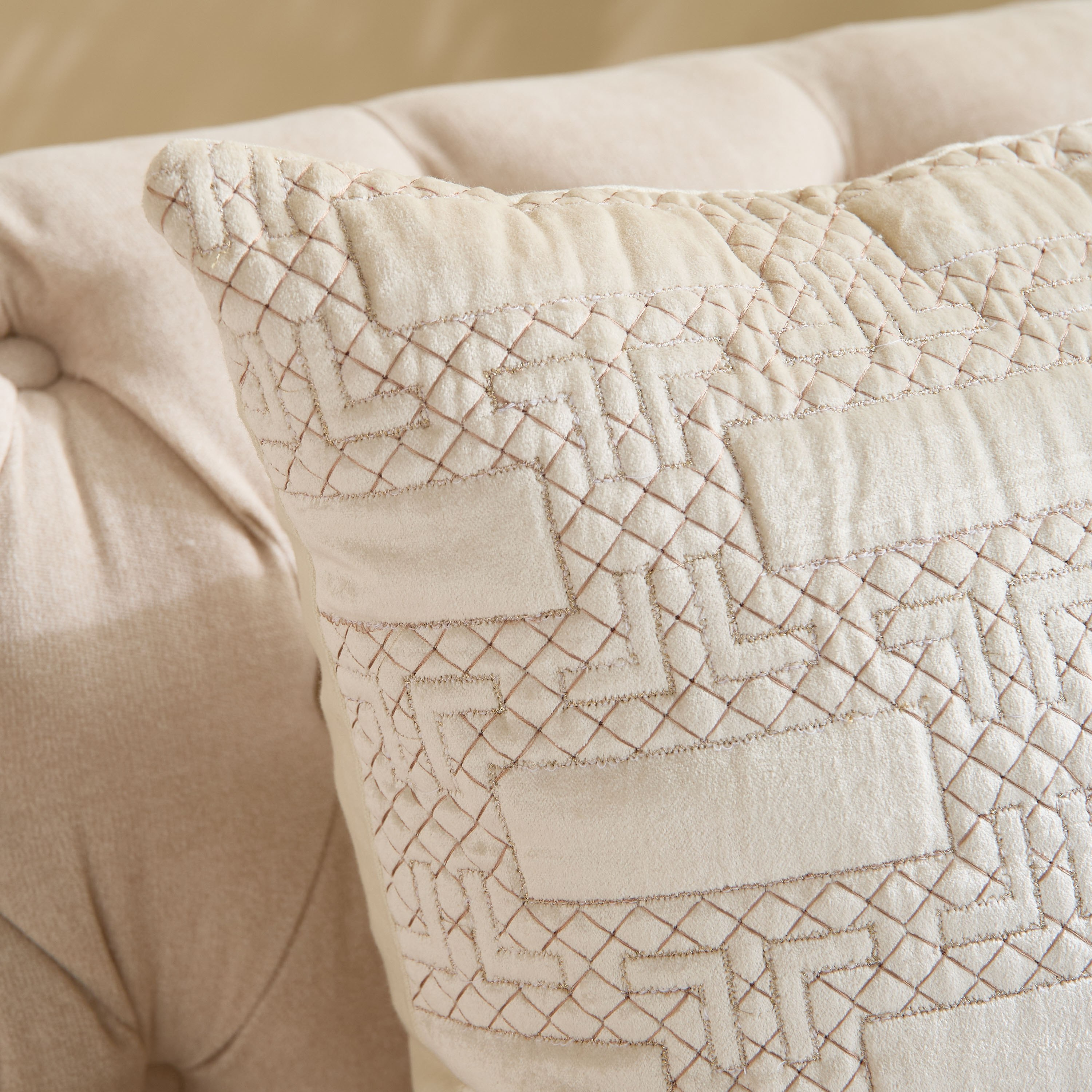 Petra Formora Block Filled Cushion - 50x50 cm-hbxhomeware-hbxbedroom-image-2
