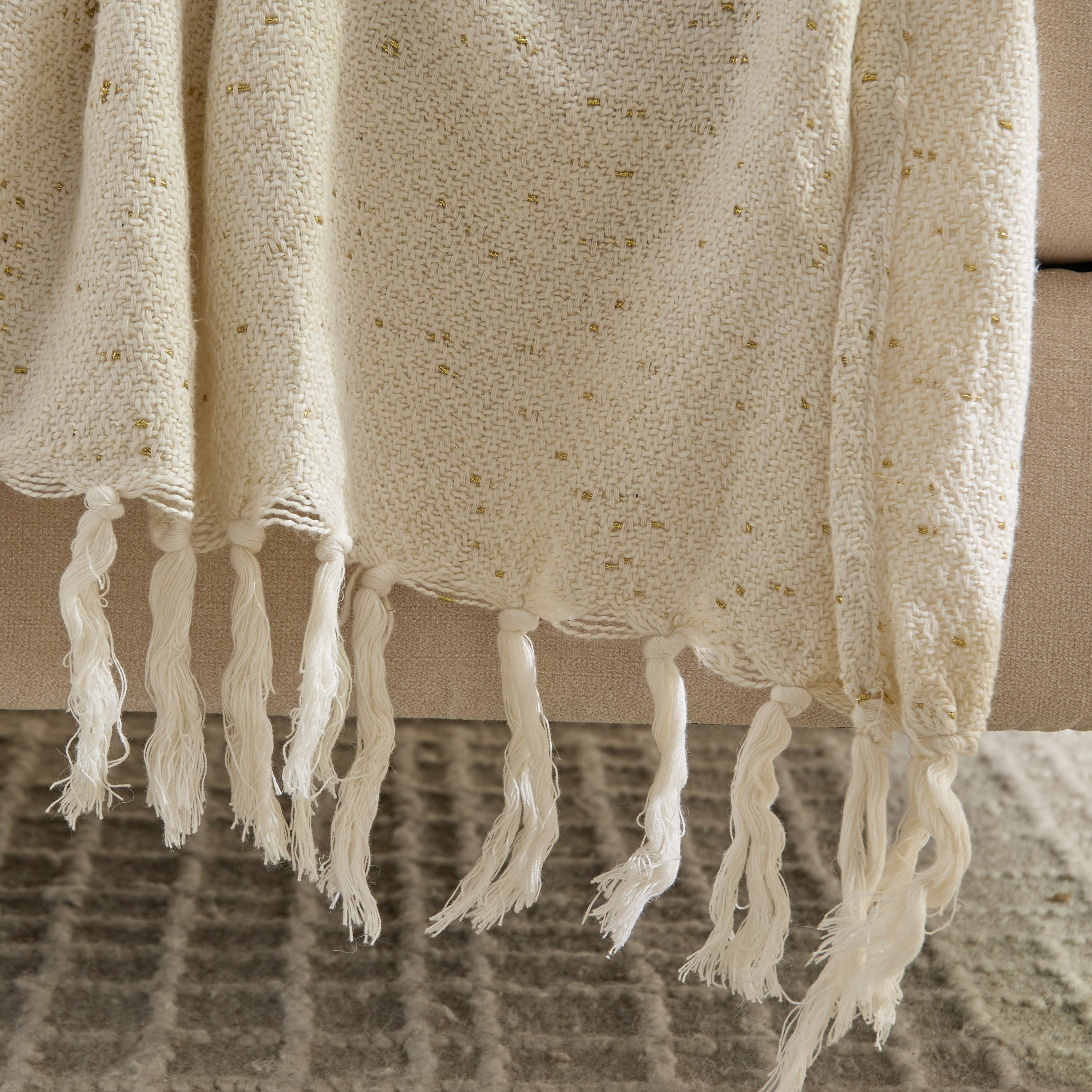 بطانية خفيفة لوريكس لينو من بيترا - 130x170 سم-hbxdecorandfurnishings-bedding-throws-image-3