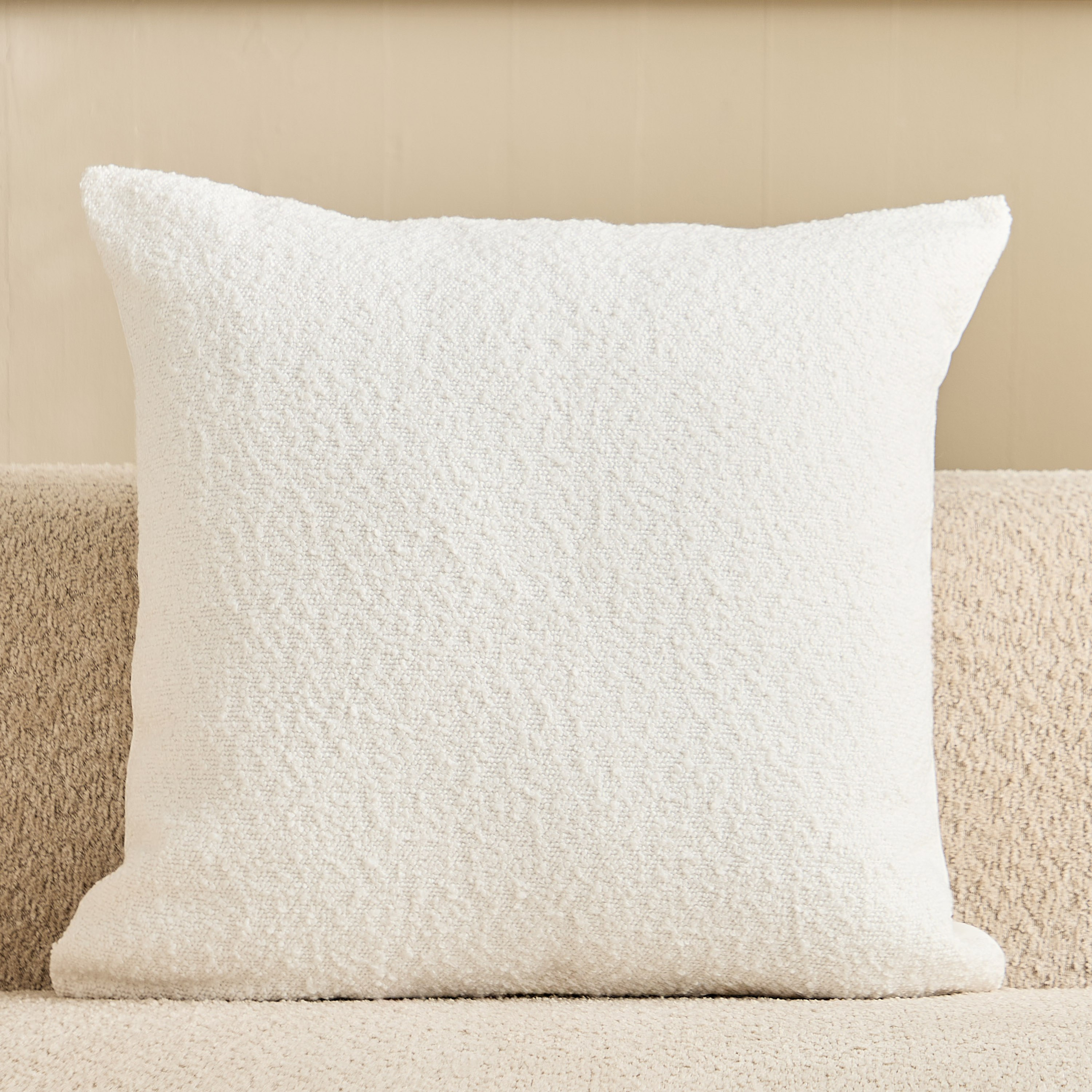 GentelTwist Boucle Cushion Cover - 50x50 cm-hbxhomeware-hbxbedroom-image-1