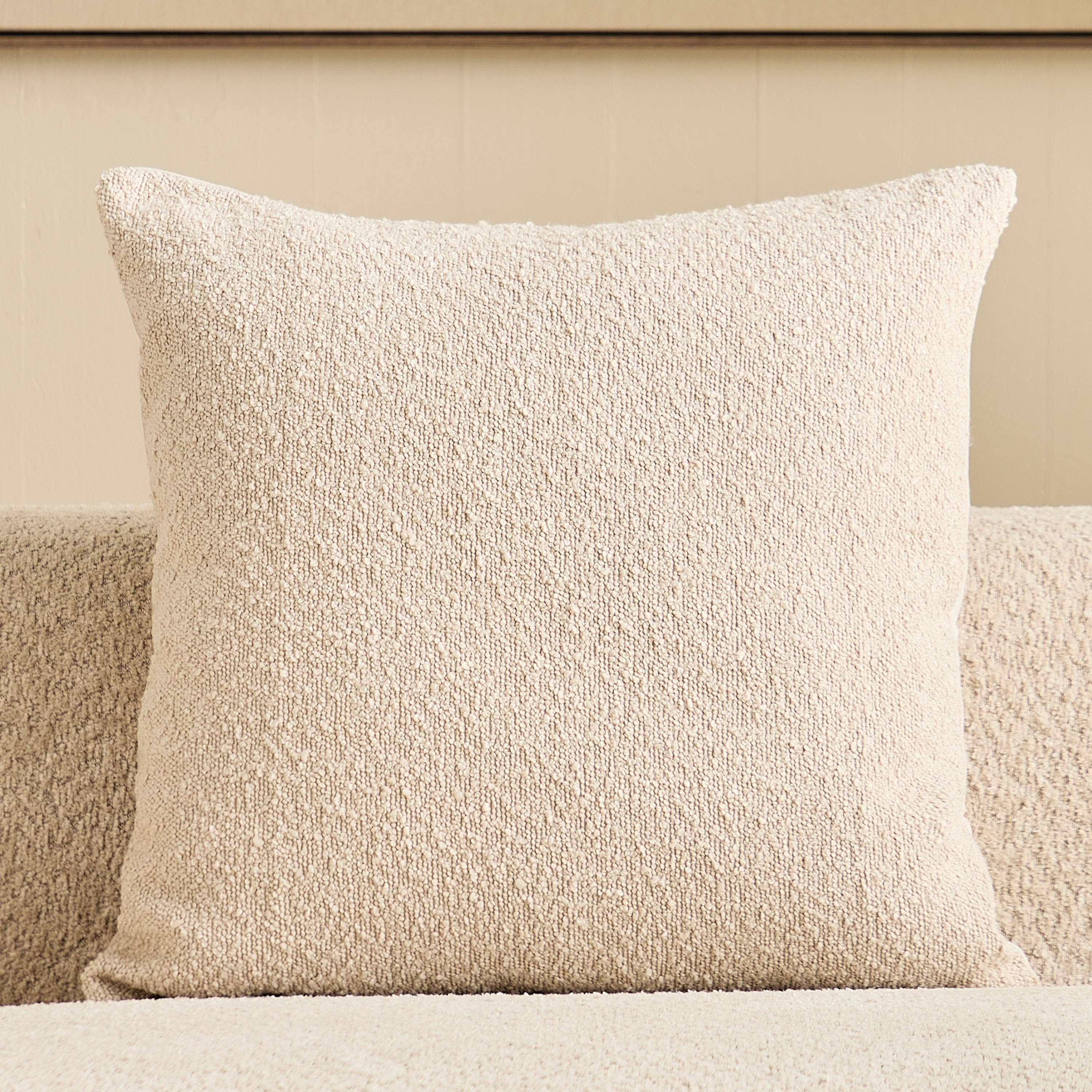 غطاء وسادة بوكليه من جنتل تويست - 50x50 سم-hbxhomeware-hbxbedroom-image-1