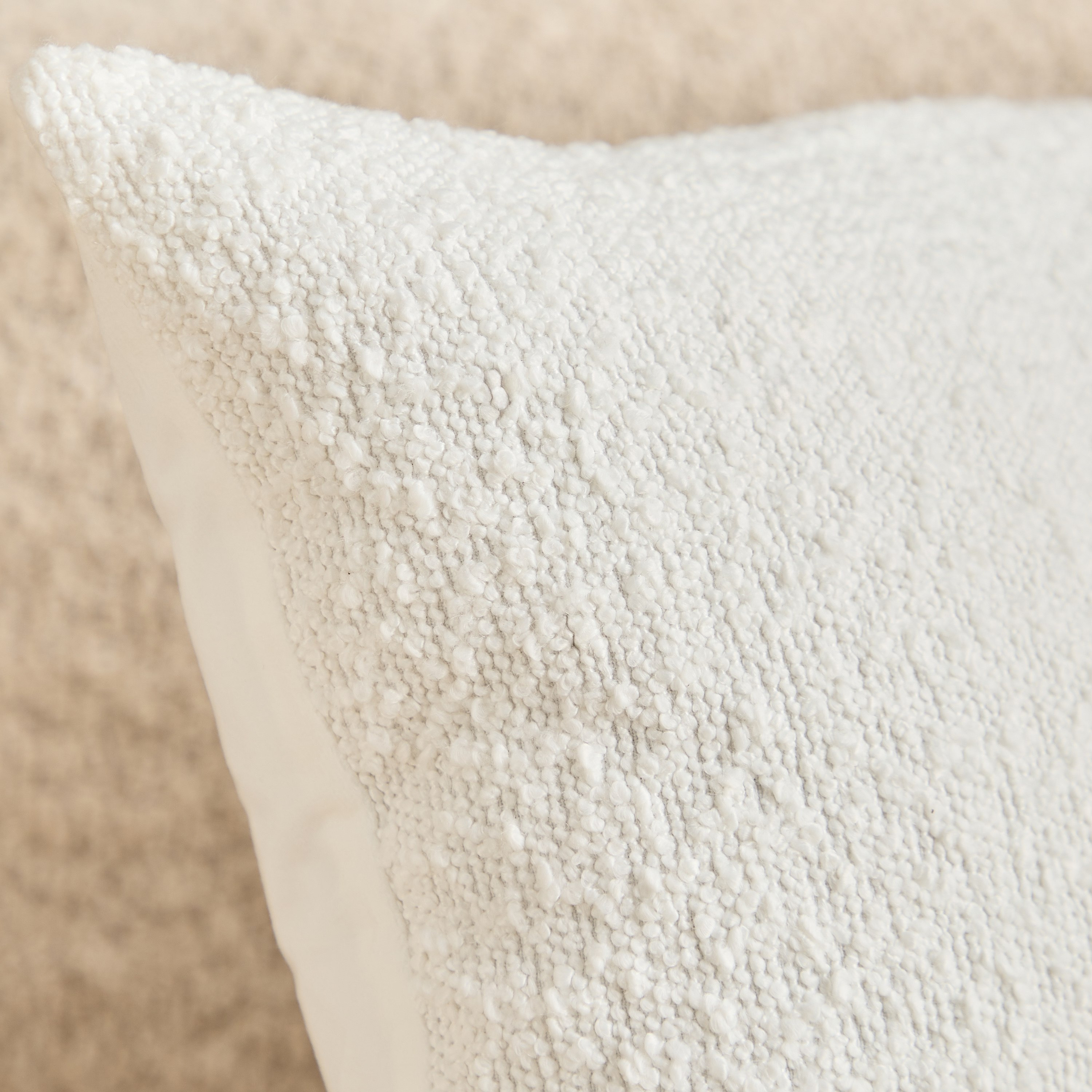 GentelTwist Boucle Cushion Cover - 30x50 cm-hbxhomeware-hbxbedroom-image-2