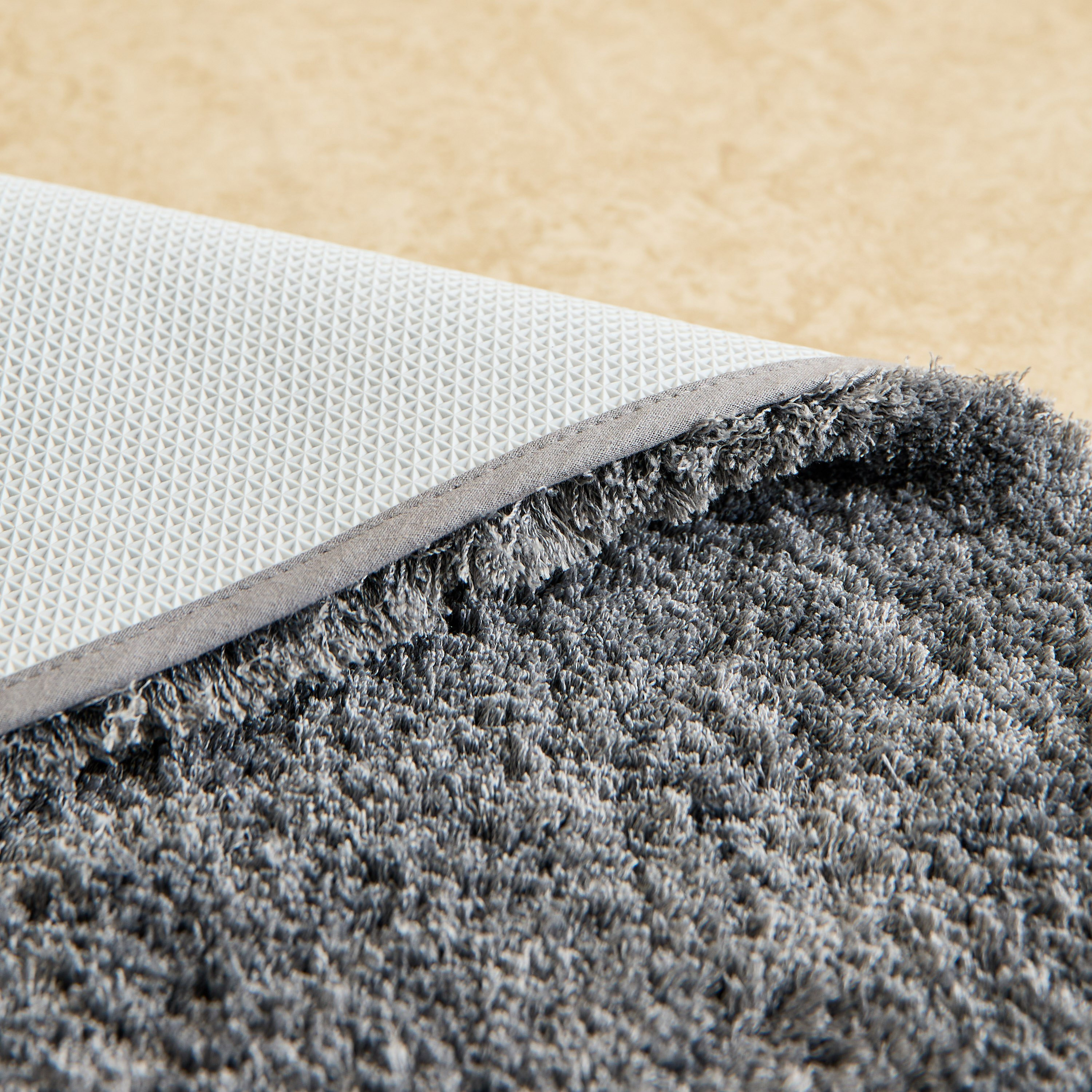 Leah Sliky Shag Plush Antiskid Bathmat - 70x120 cm-hbxbedroom-floorcoverings-bathmats-image-4