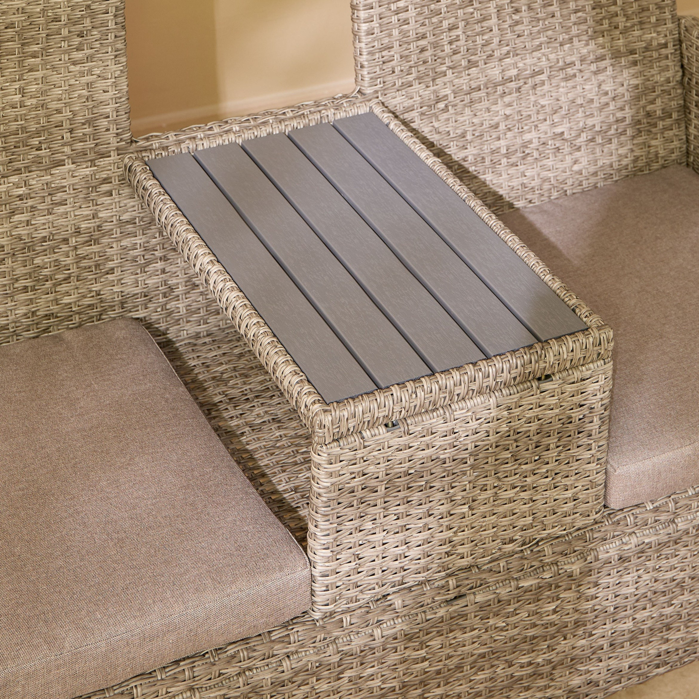 مقعد بنش خارجي بمقعدين مع طاولة مدمجة ووسائد - فيرا إنزو من موڤو-hbxfurniture-livingroom-teatablesets-image-6