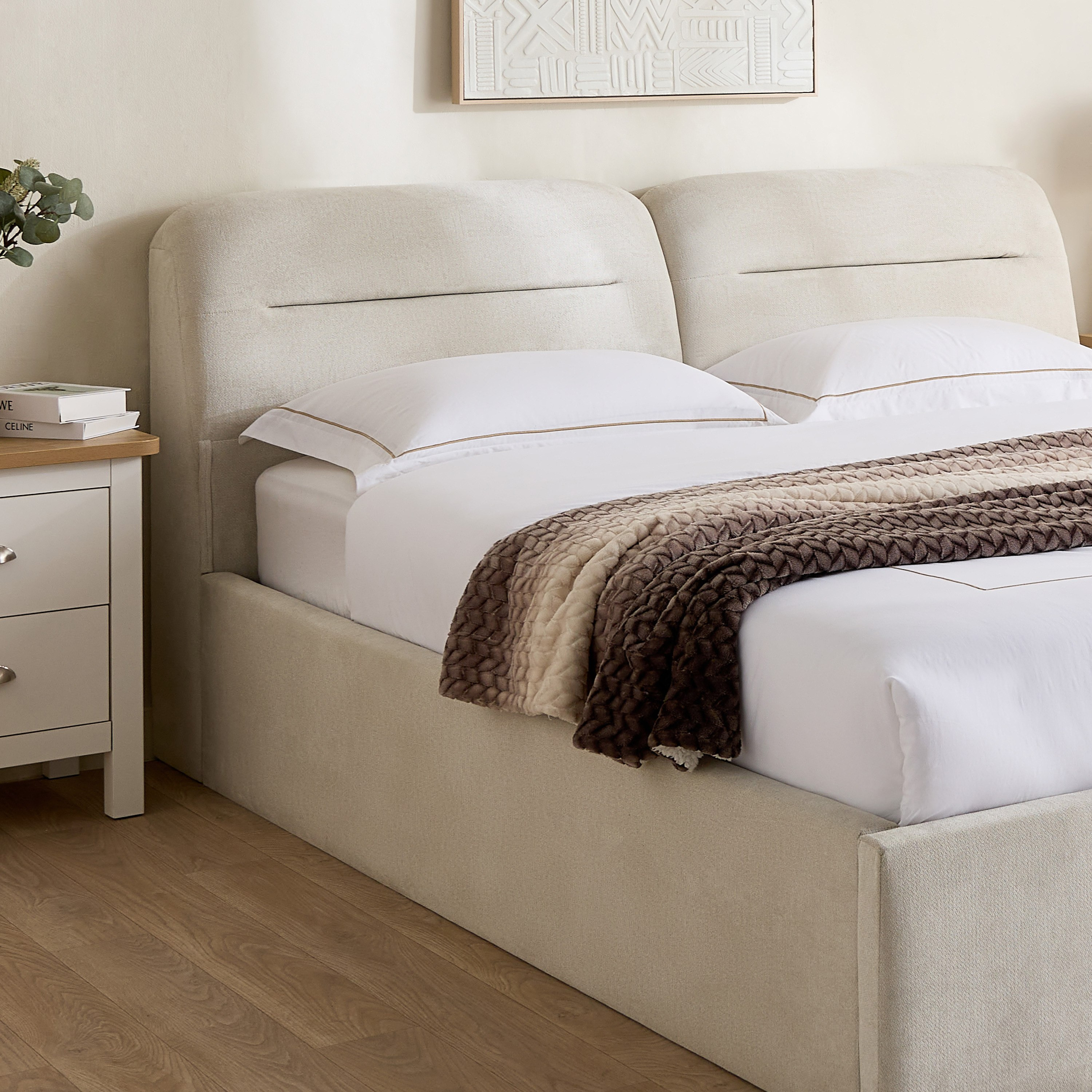 Hampton Triana Upholstered King Headboard - 180x200 cm-PROMO_HB_UAE_HBX10_250526-image-1