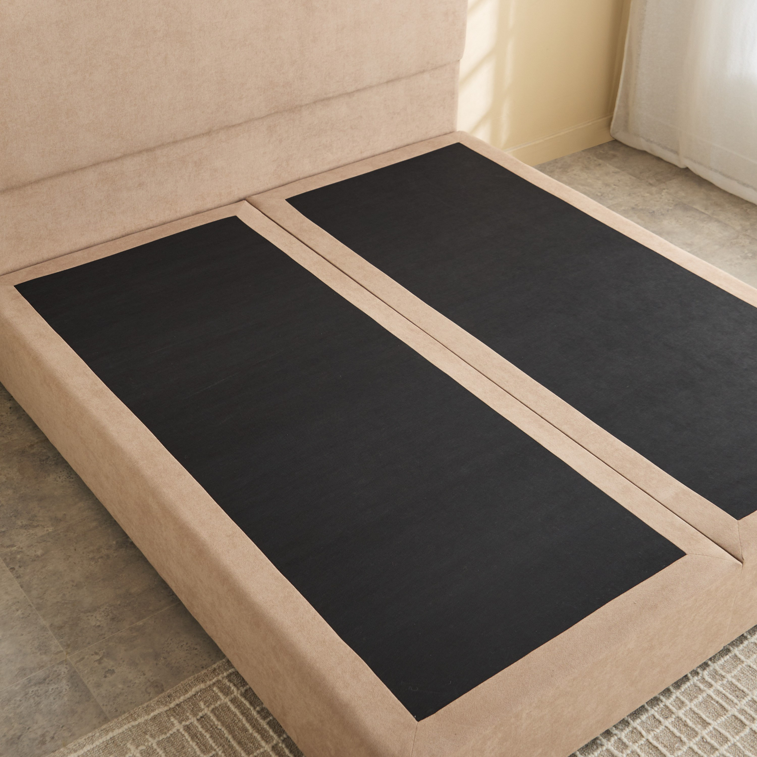 Movo Curvy Adrea Upholstered Queen Bed - 140x200 cm-hbxbedroom-bedsandbedsets-beds-queen-image-5