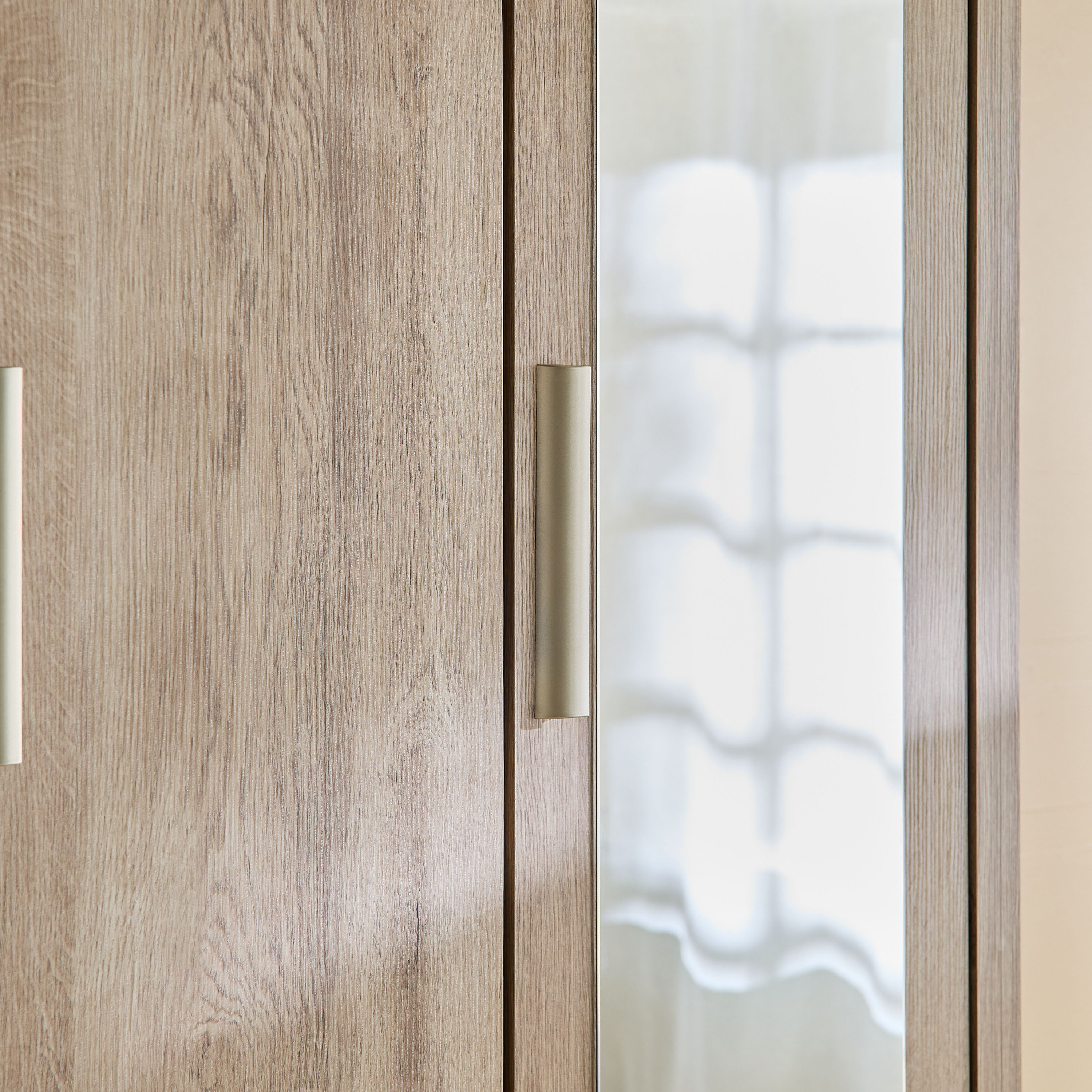 Curvy Nxt 3 Door Wardrobe with Mirror-hbxfurniture-wardrobes-image-5