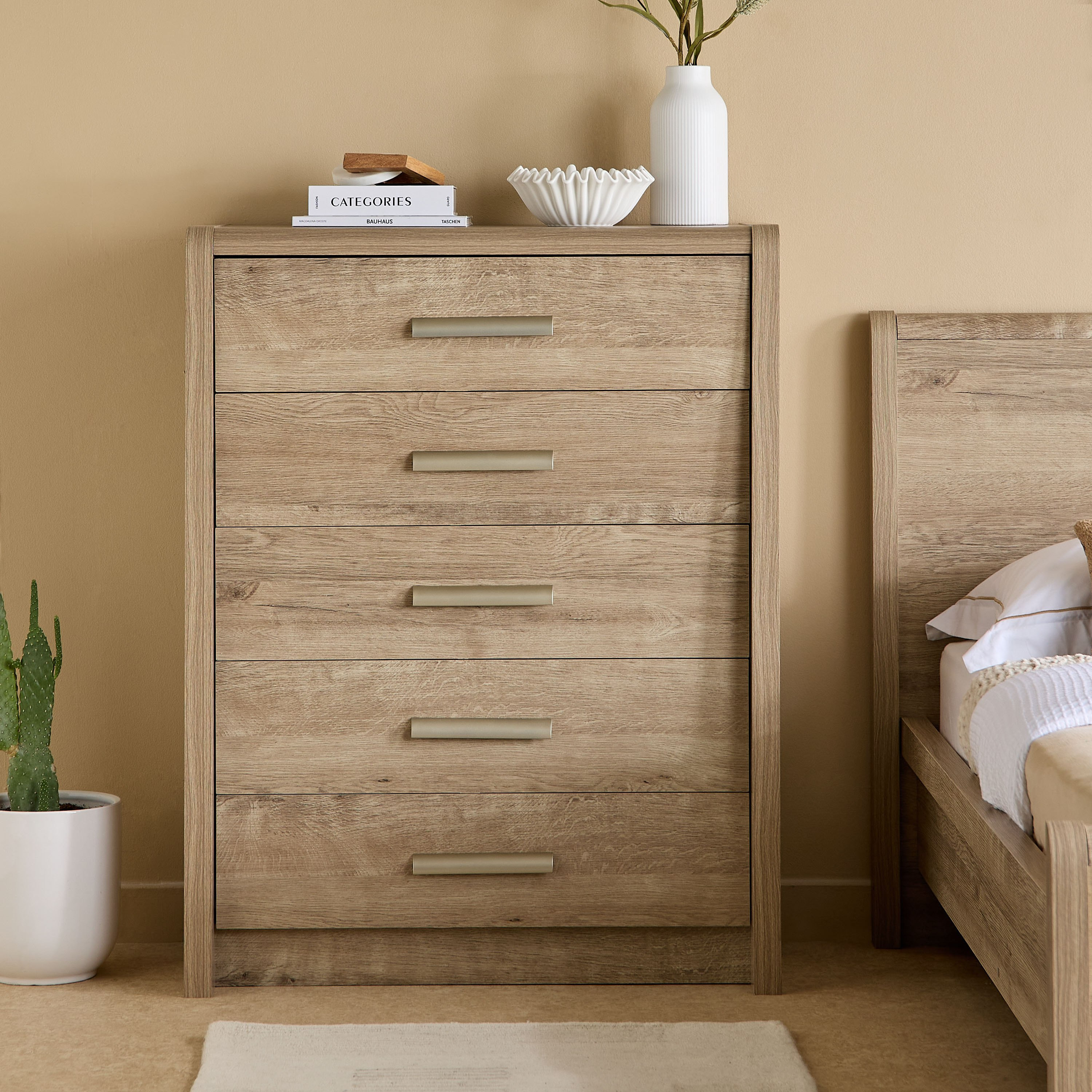 Curvy Chest of 5-Drawers-hbxfurniture-dressersandchests-chestofdrawers-image-2