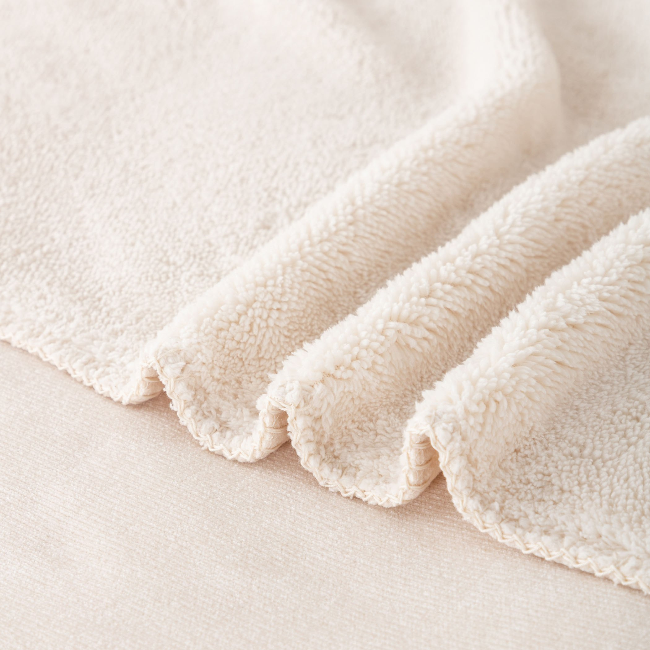Logan Chenille Double Layer King Blanket - 220x240 cm-PROMO_HB_AE_B1G1_250925-image-4