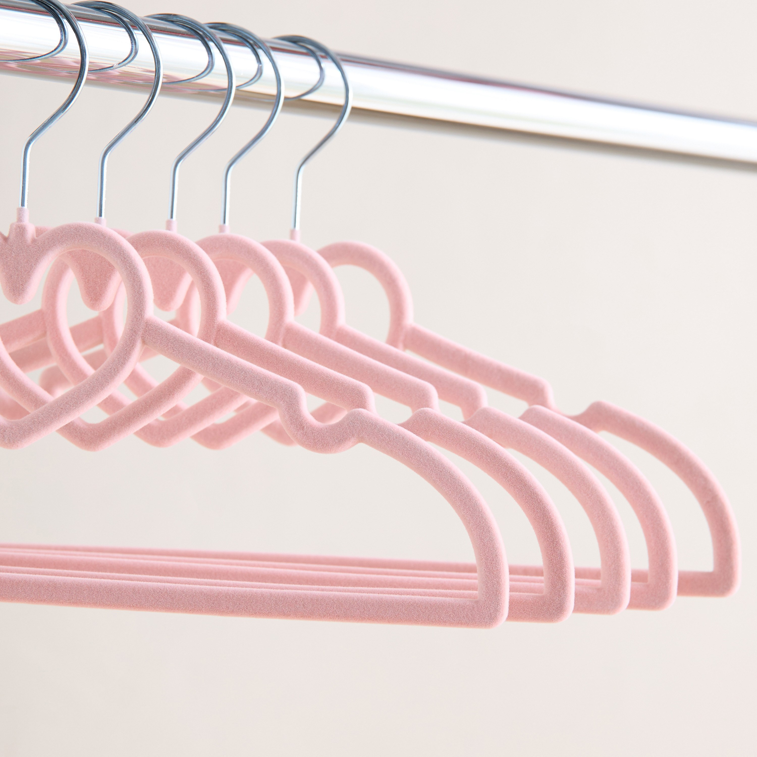علّاقات ملابس بتصميم قلوب 5 قطع من أطلس - 33x19 سم-hbxhomeware-hbxkidsandyouth-image-2