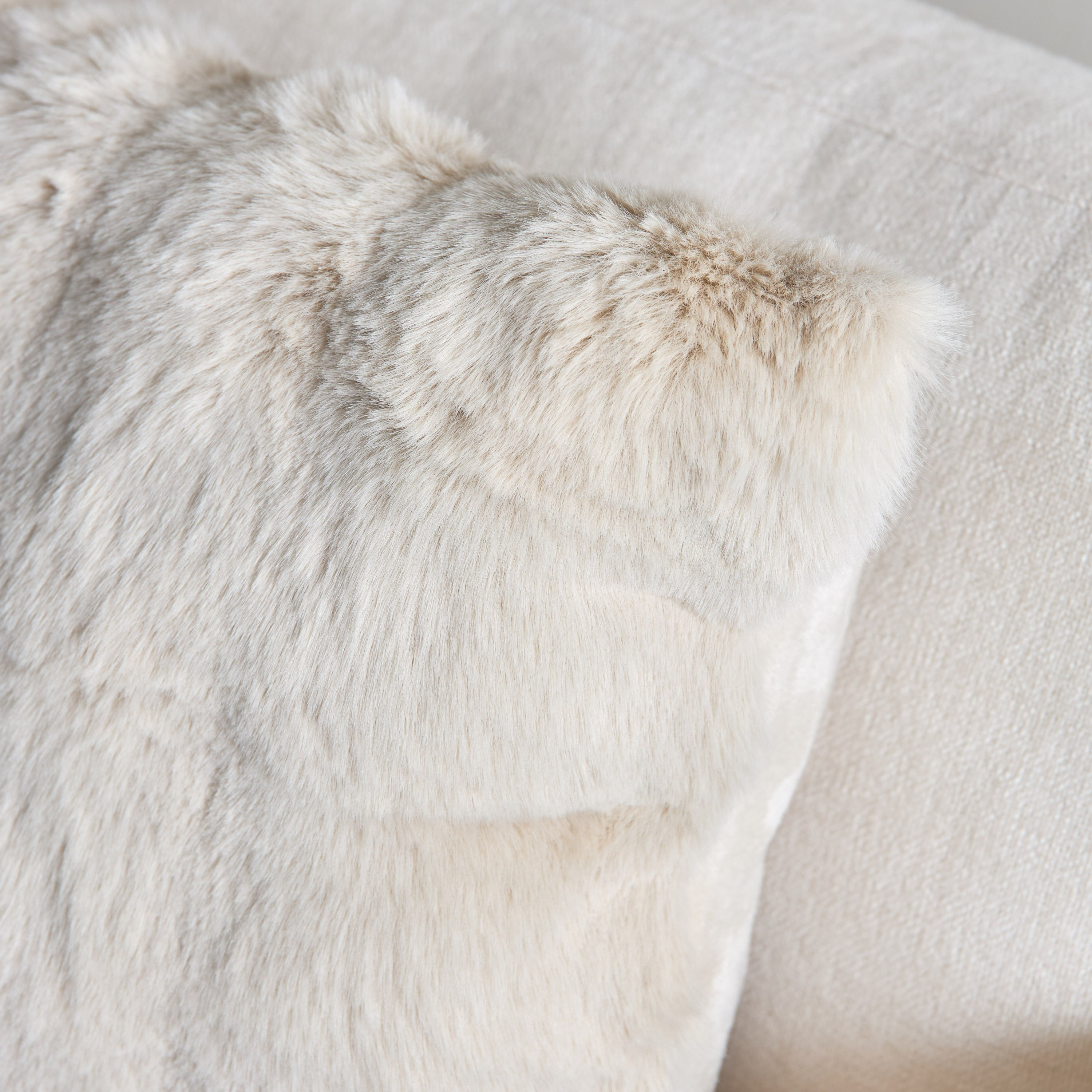 Ness 2-Side Brushed Bubble Faux Fur Filled Cushion - 50x50 cm-hbxhomeware-hbxbedroom-image-2