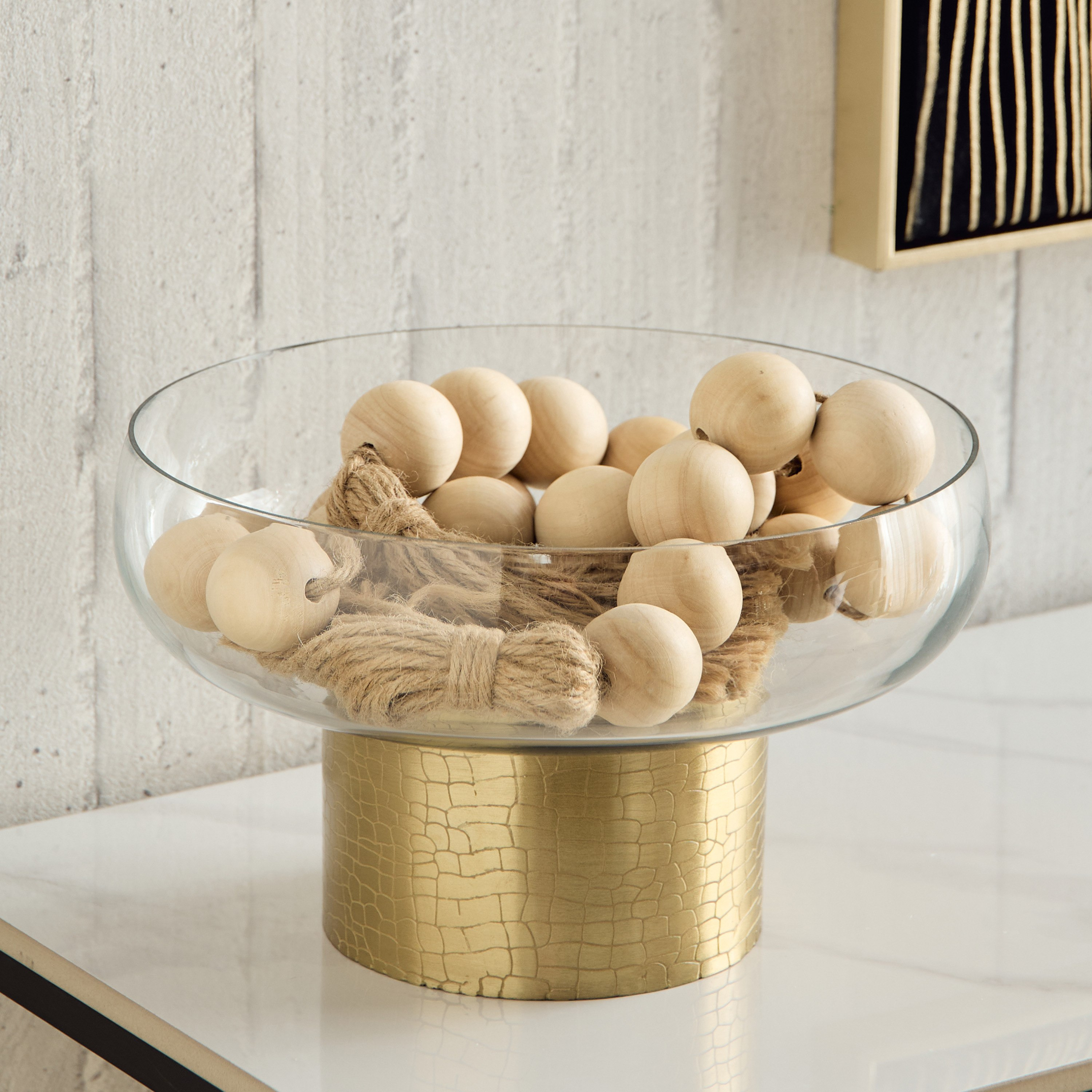وعاء زجاج ديكور بقاعدة جلد بارز الملمس وقاعدة معدن من ألفا - 26.5x26.5x15 سم-hbxdecorandfurnishings-homeaccessories-bowls-image-5