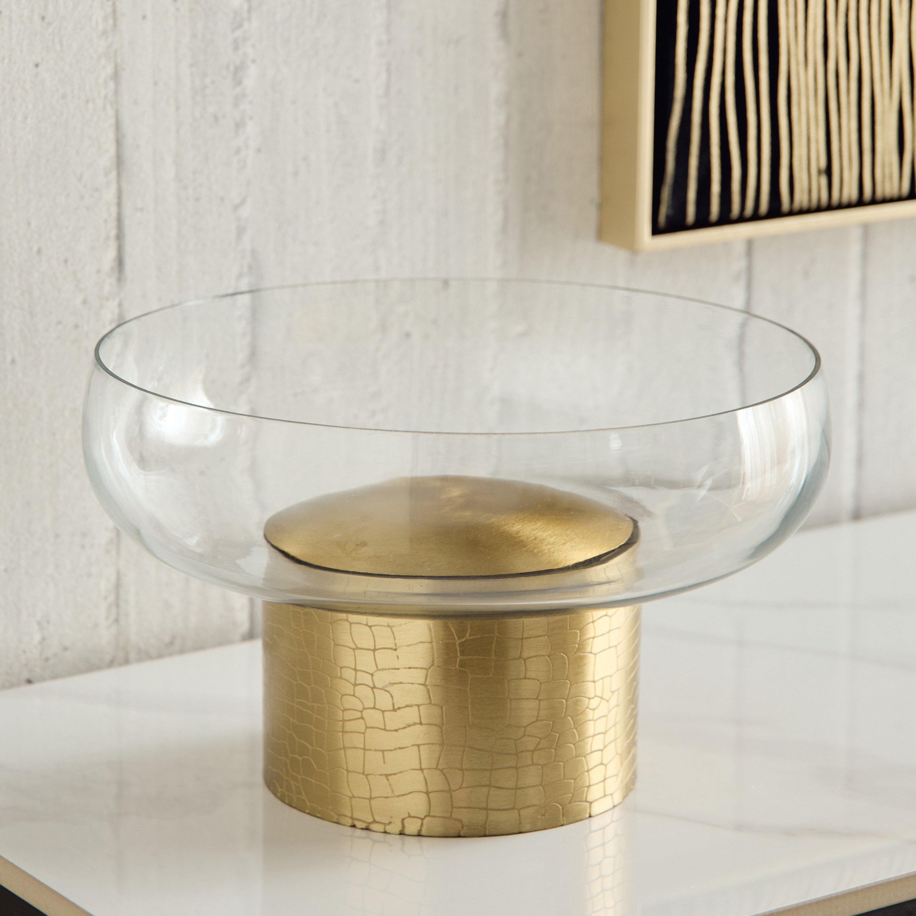 وعاء زجاج ديكور بقاعدة جلد بارز الملمس وقاعدة معدن من ألفا - 26.5x26.5x15 سم-hbxdecorandfurnishings-homeaccessories-bowls-image-7