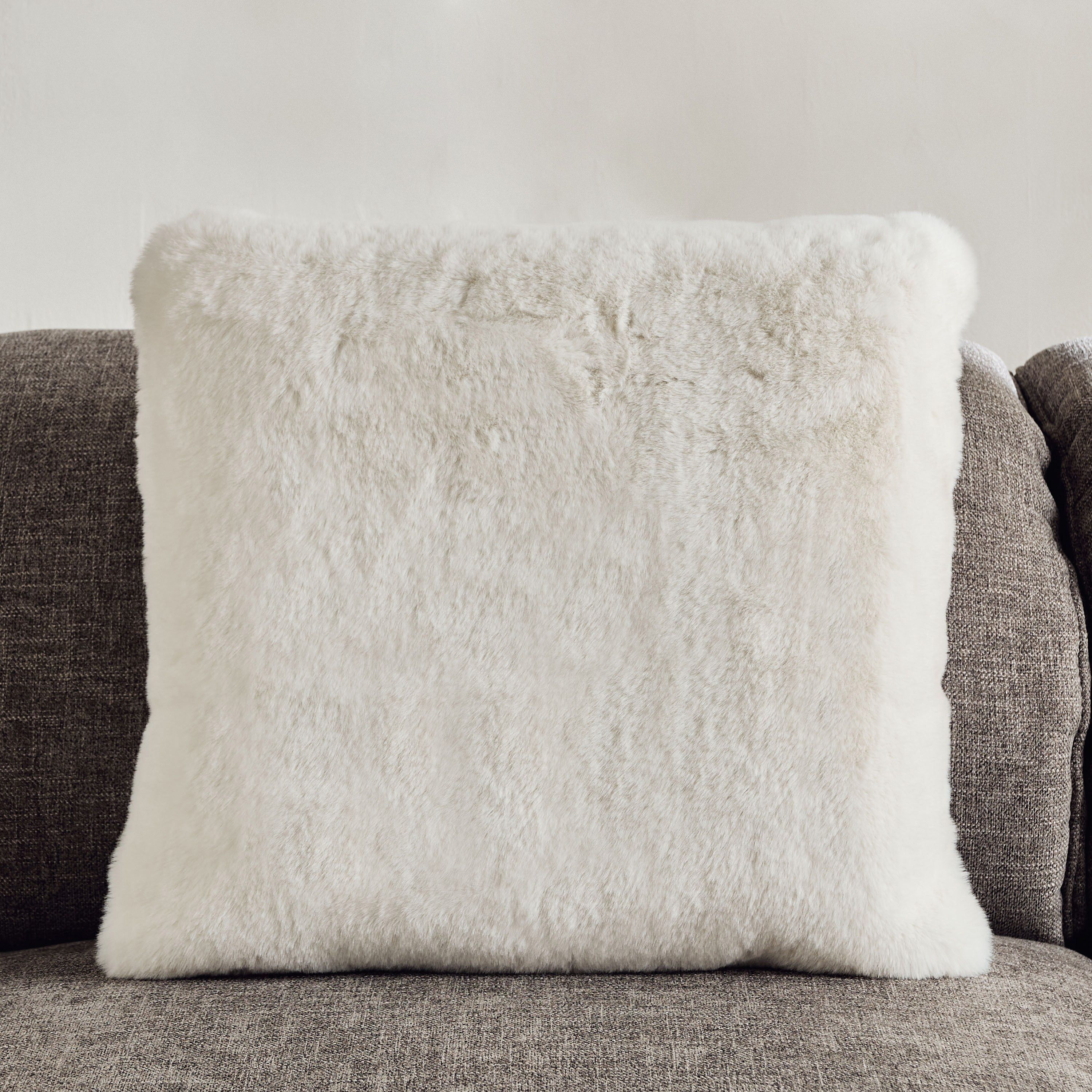 Faux Rabbit Fur Filled Cushion - 50x50 cm-hbxlivingroom-furnishings-cushionsandcovers-filledcushions-image-5