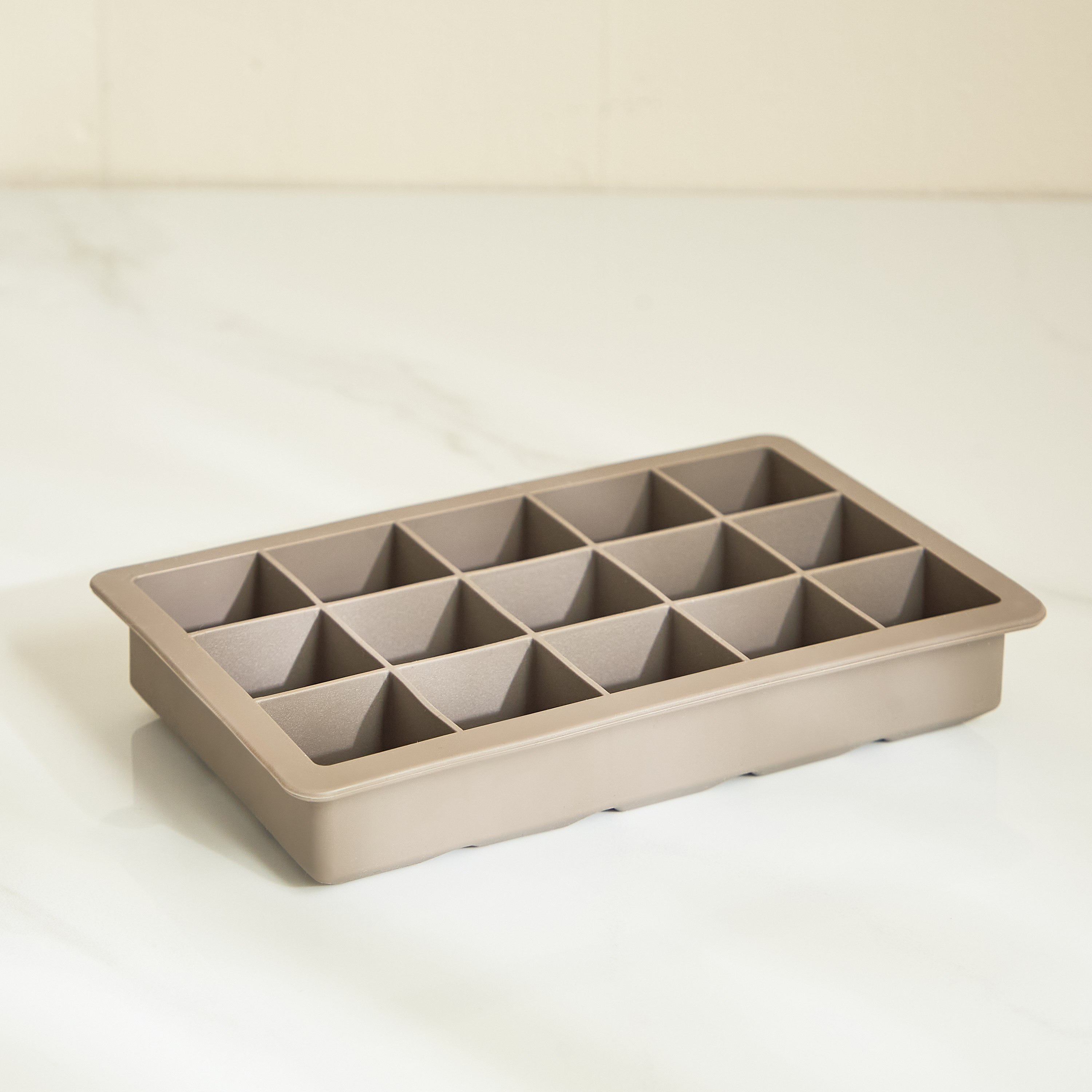 Avon Brownie Cake Mold - 18.5x12x3 cm-hbxkitchen-bakeware-image-2