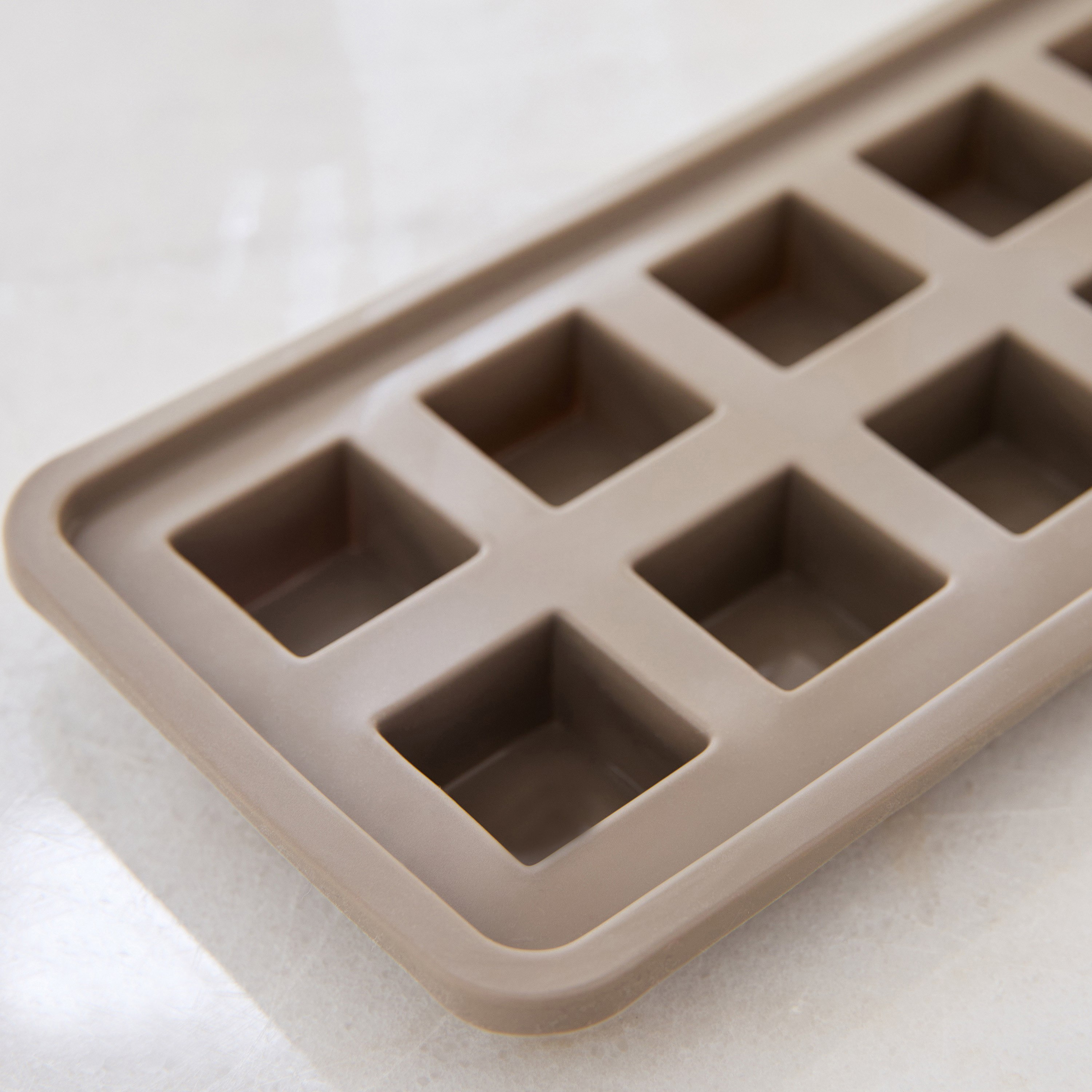 Avon Diamond Ice Tray - 22.3x11x2.5 cm-hbxkitchen-bakeware-image-3