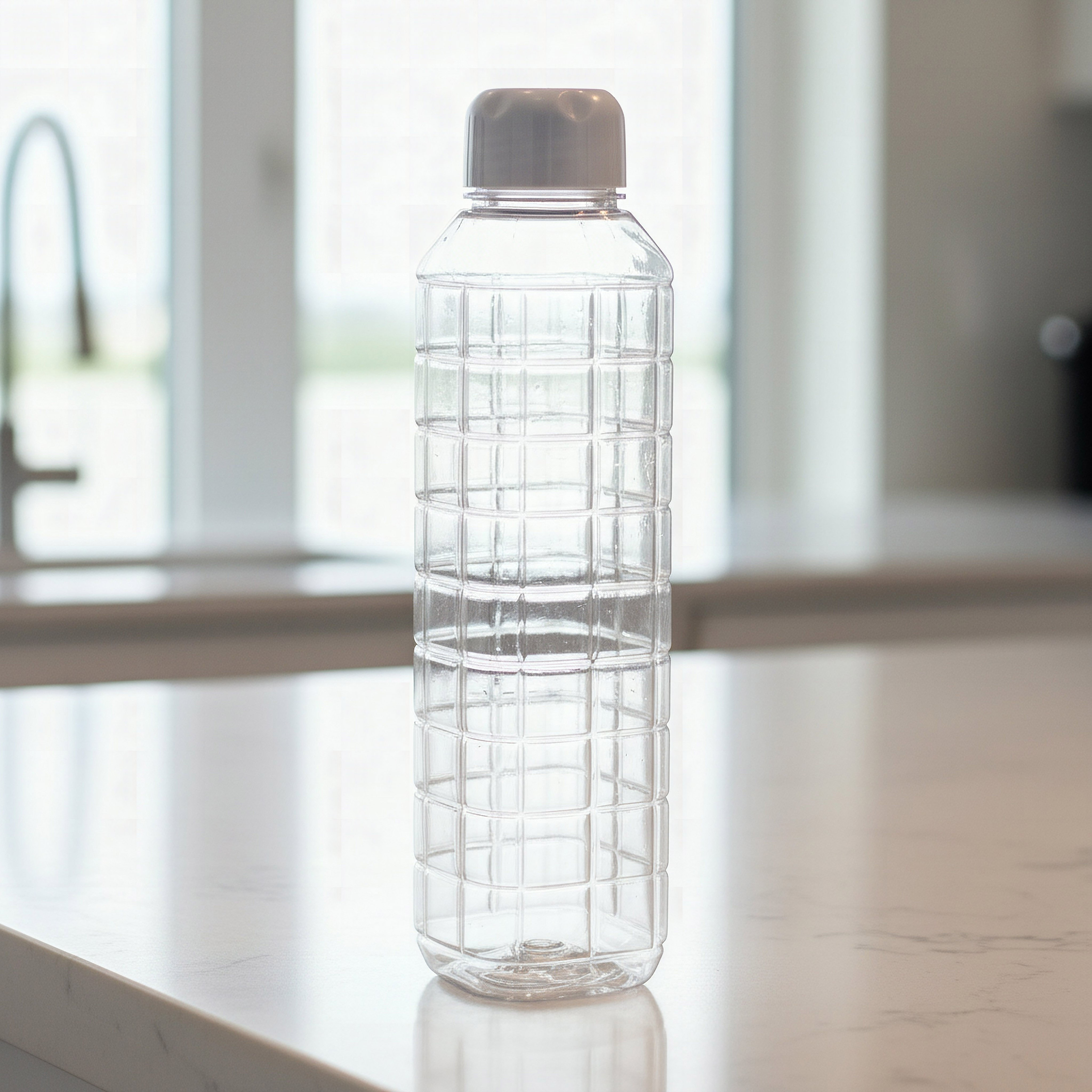 قارورة ماء من تشيس 1 لتر-hbxhomeware-hbxkitchen-image-1