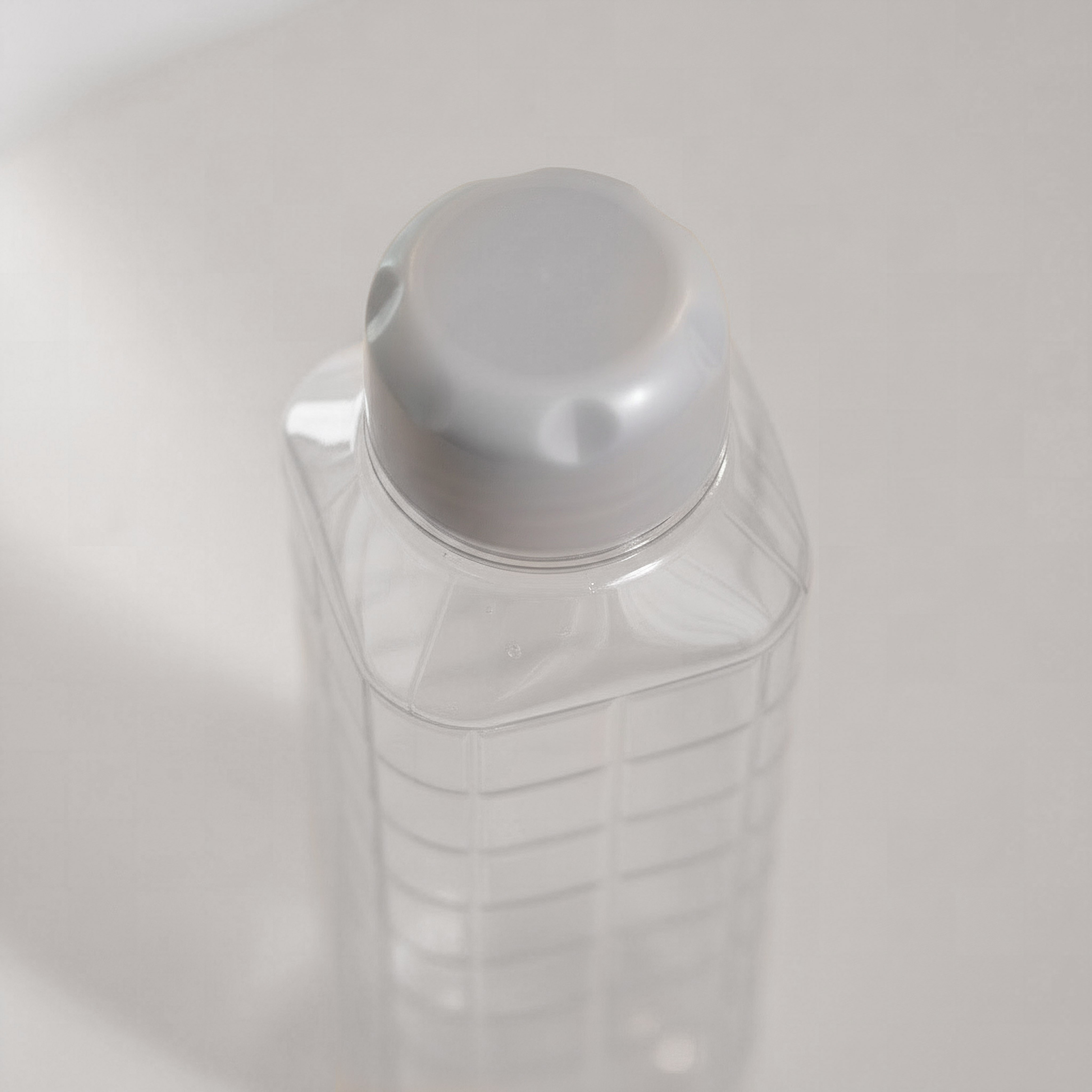 قارورة ماء من تشيس 1 لتر-hbxhomeware-hbxkitchen-image-3