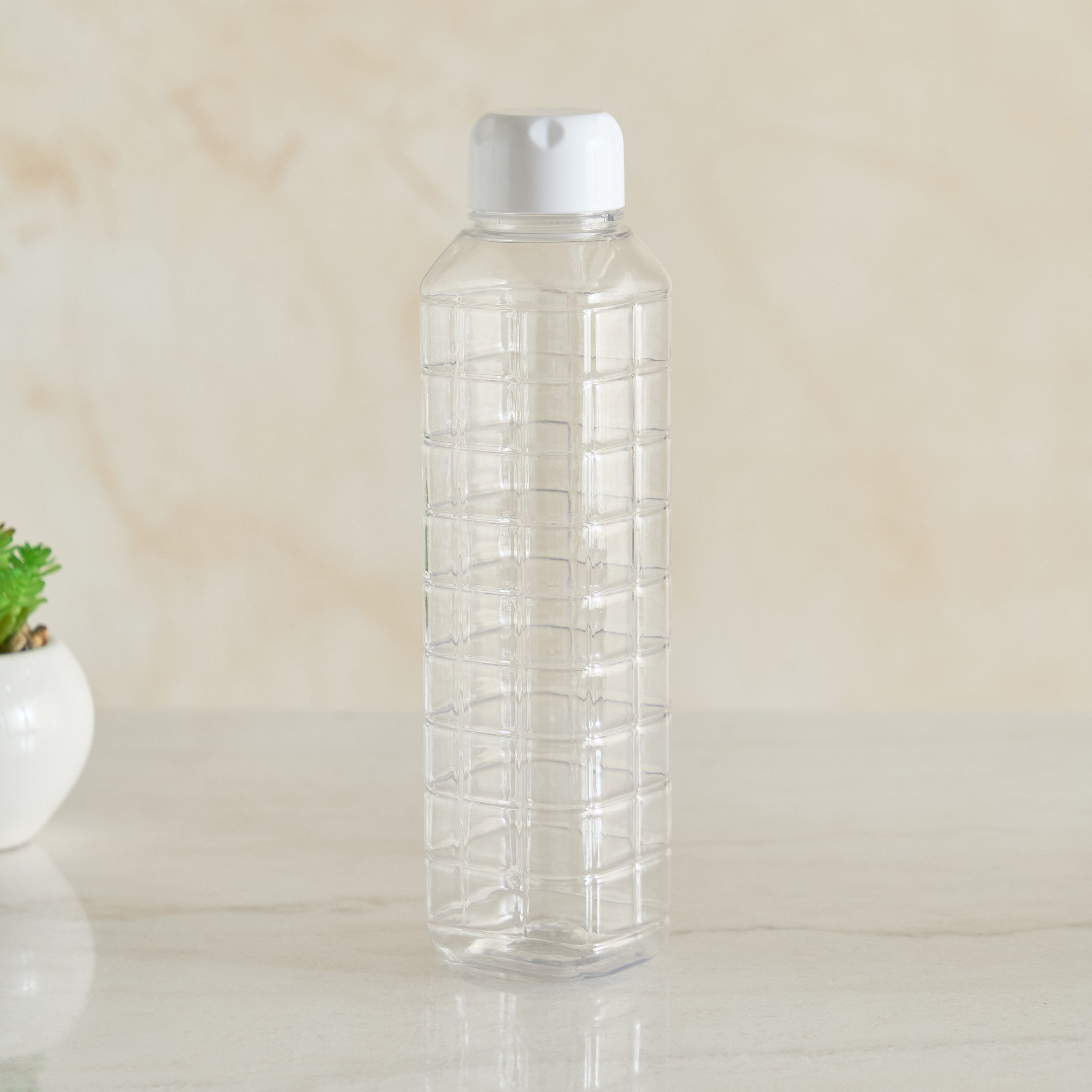 Chess Water Bottle - 1 L-hbxhomeware-diningandtabletop-bottles-image-5