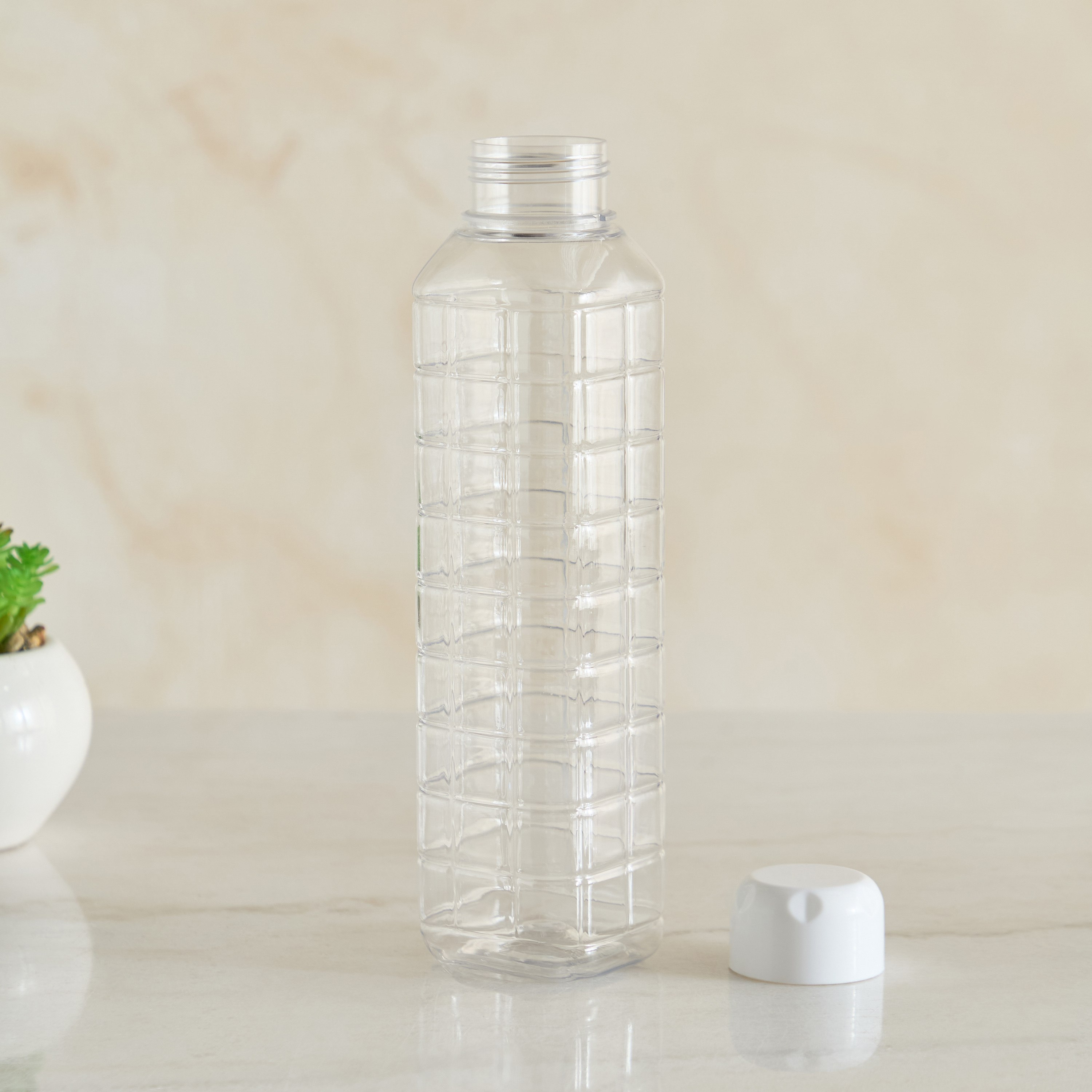 Chess Water Bottle - 1 L-hbxhomeware-diningandtabletop-bottles-image-6