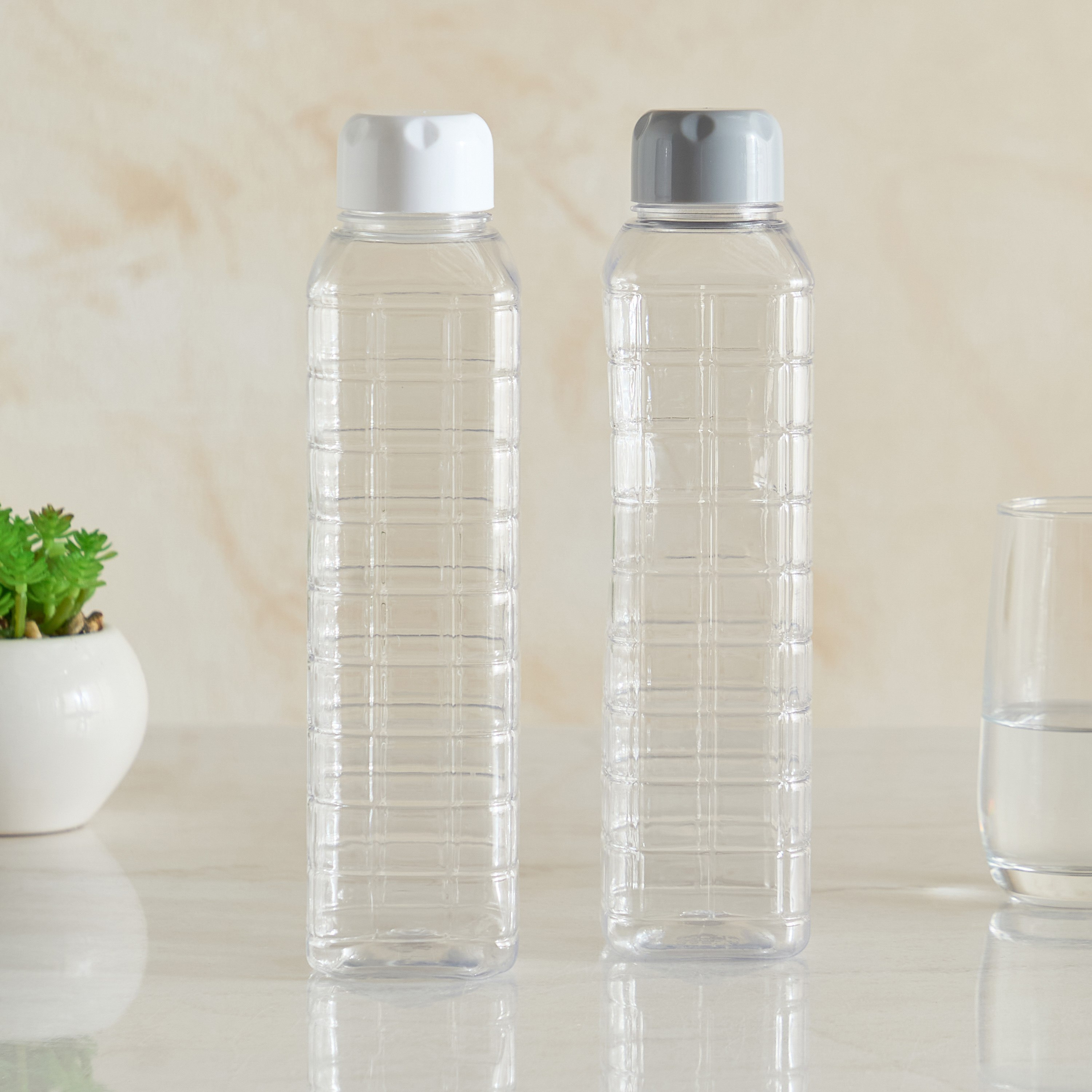 Chess Water Bottle - 1 L-hbxhomeware-diningandtabletop-bottles-image-8
