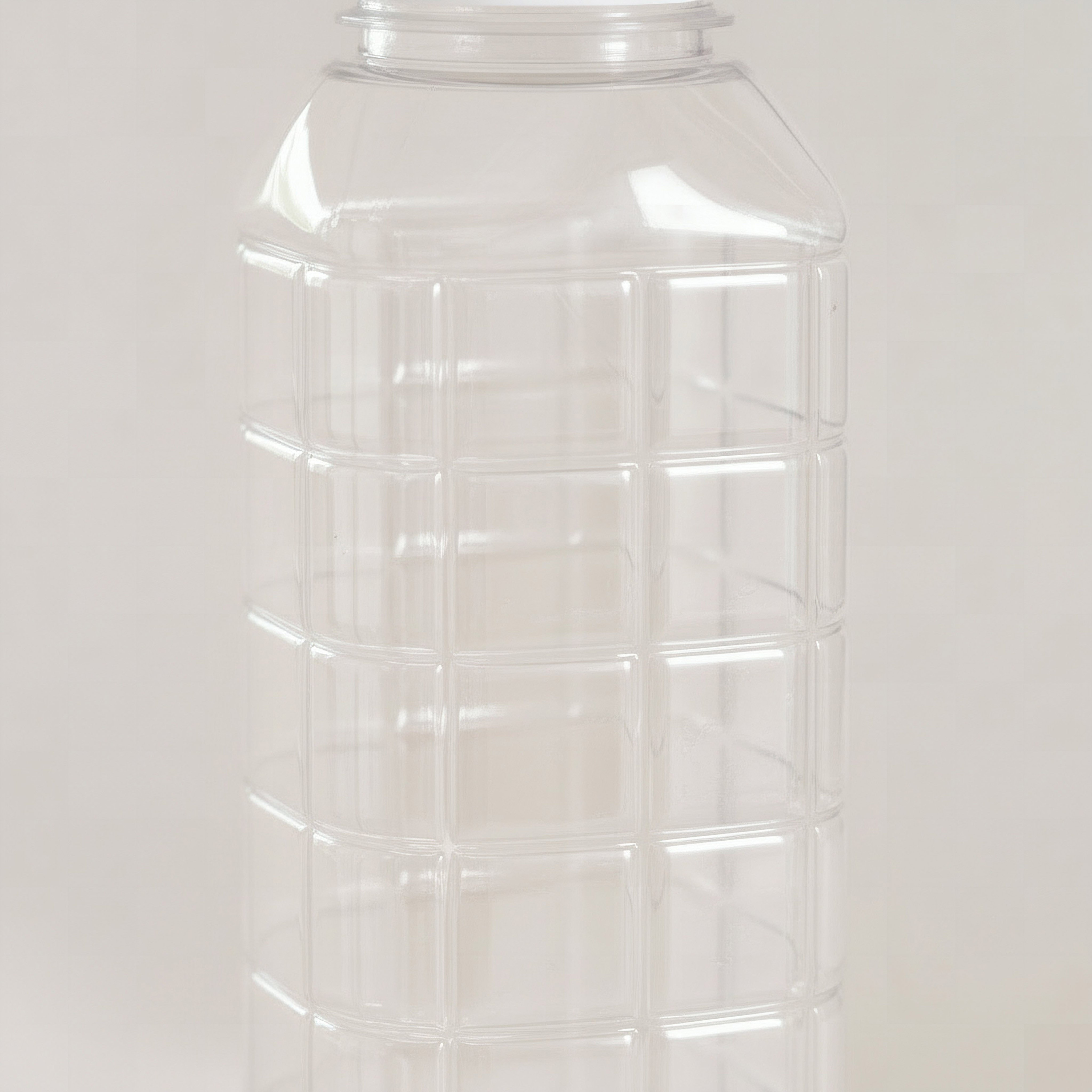 Chess Water Bottle - 1 L-hbxhomeware-diningandtabletop-bottles-image-3
