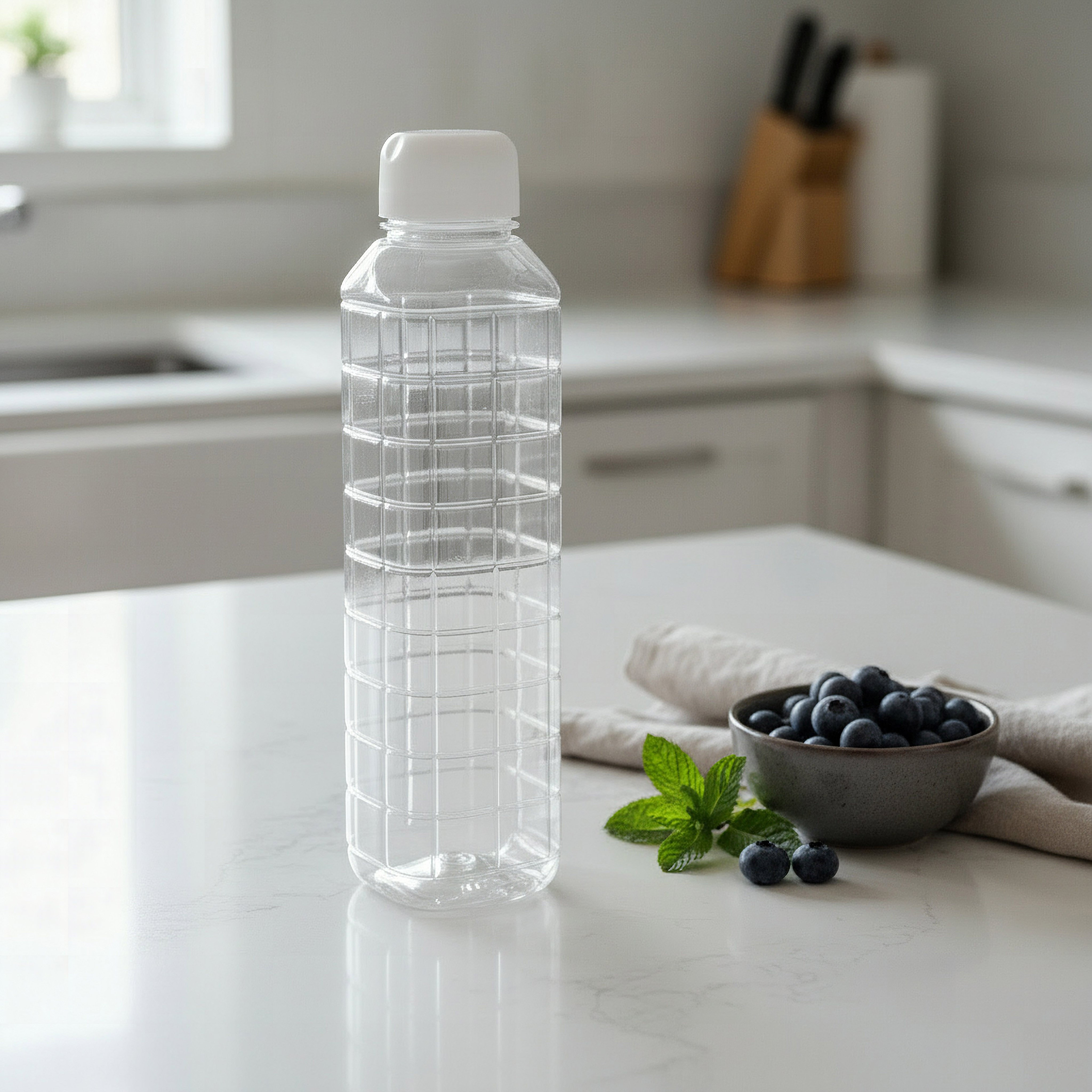 Chess Water Bottle - 1 L-hbxhomeware-diningandtabletop-bottles-image-4
