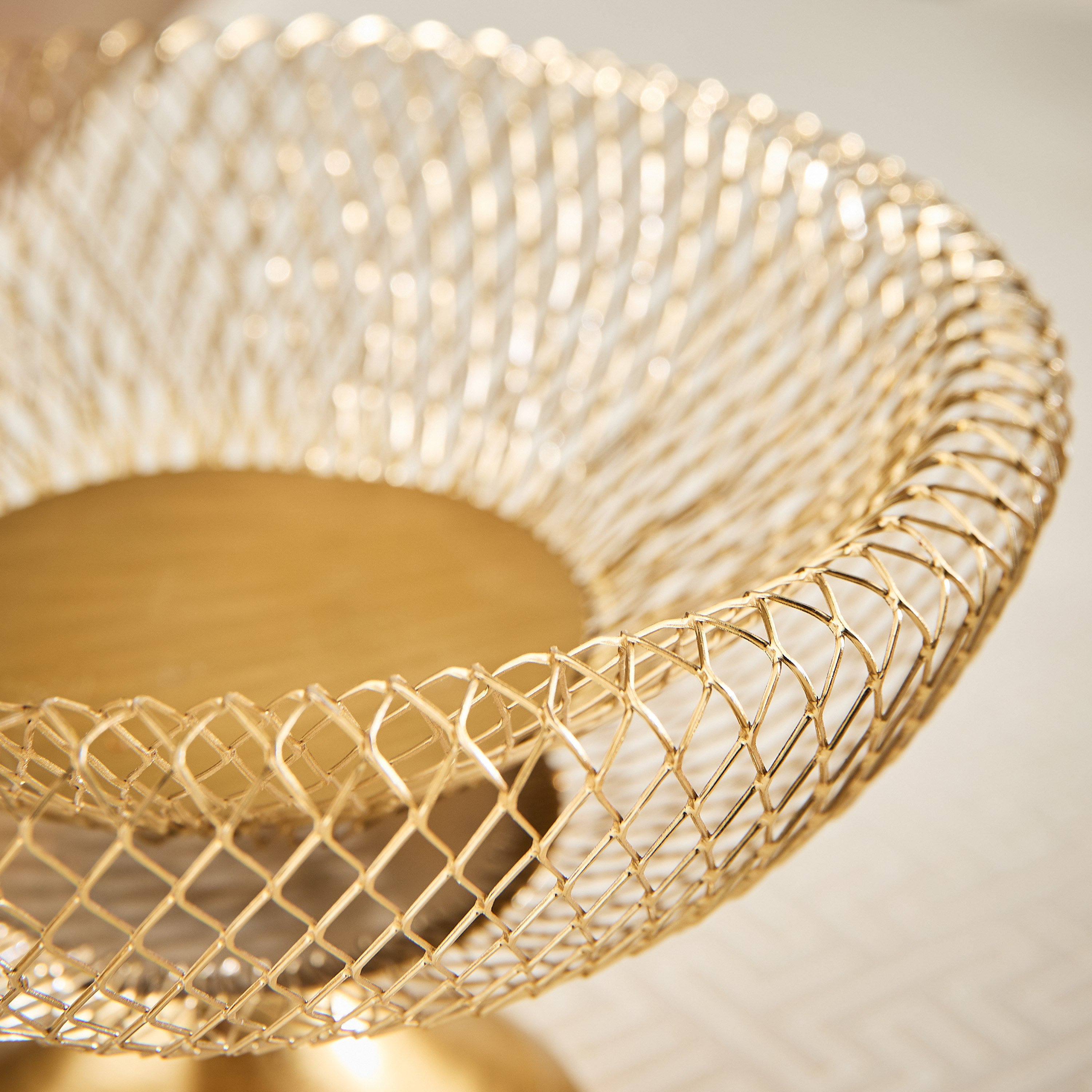 Kumudh Aurora Decorative Mesh Footed Bowl - 21x21x33 cm-hbxdecorandfurnishings-homeaccessories-bowls-image-4