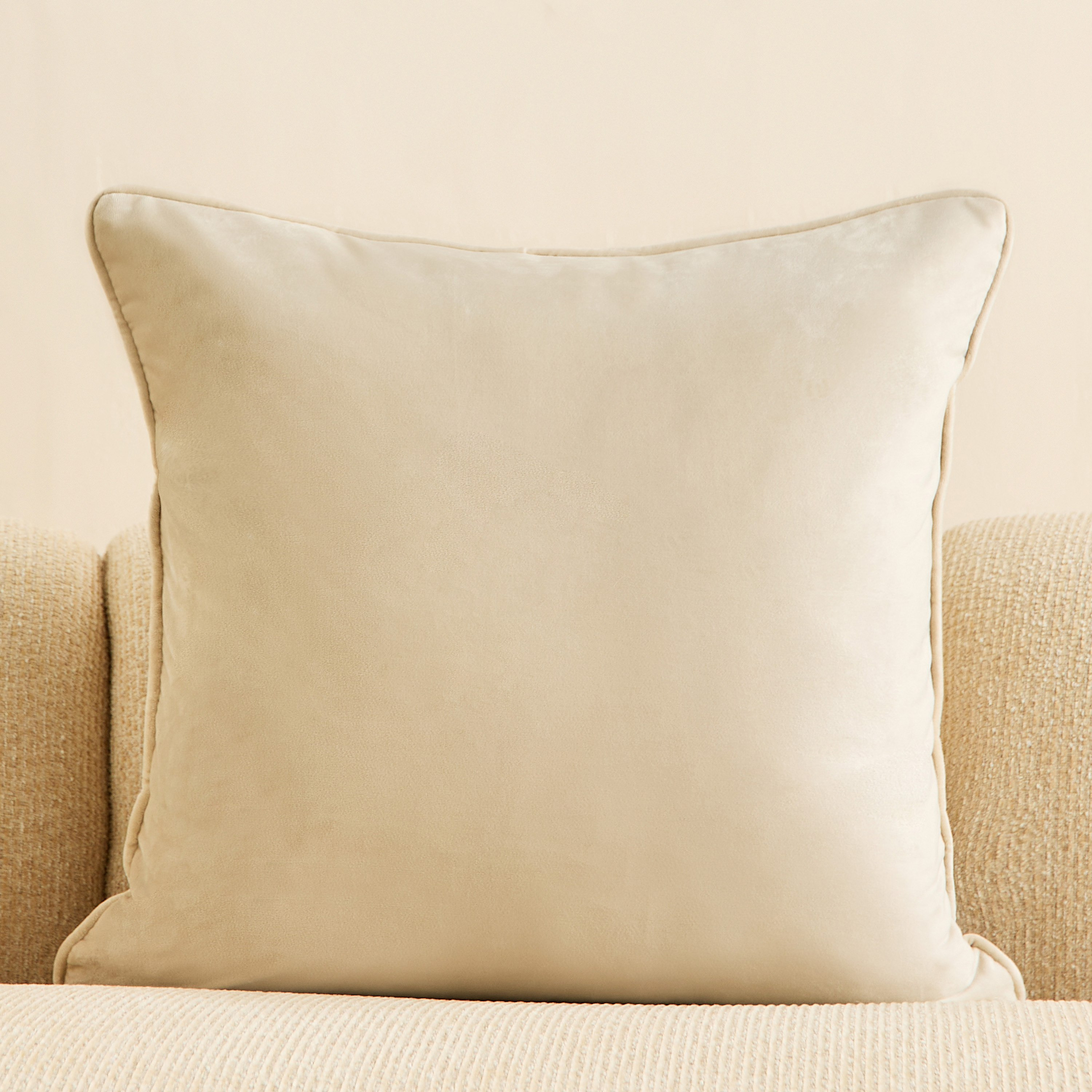 Dove Velvet Cushion Cover - 50x50 cm-hbxhomeware-cushionsandcovers-cushioncovers-image-1