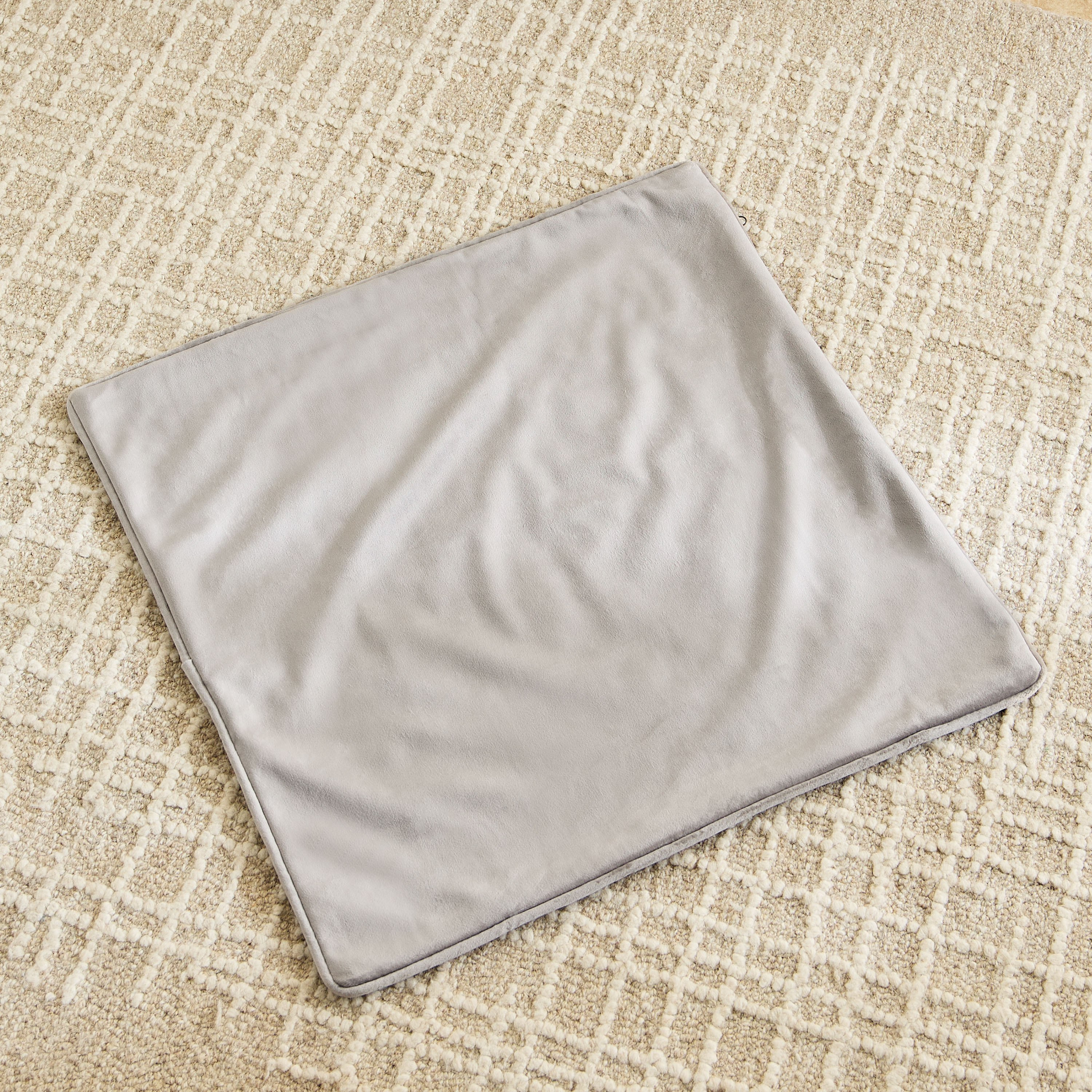 غطاء وسادة مخمل من دوف - 50x50 سم-hbxhomeware-cushionsandcovers-cushioncovers-image-2