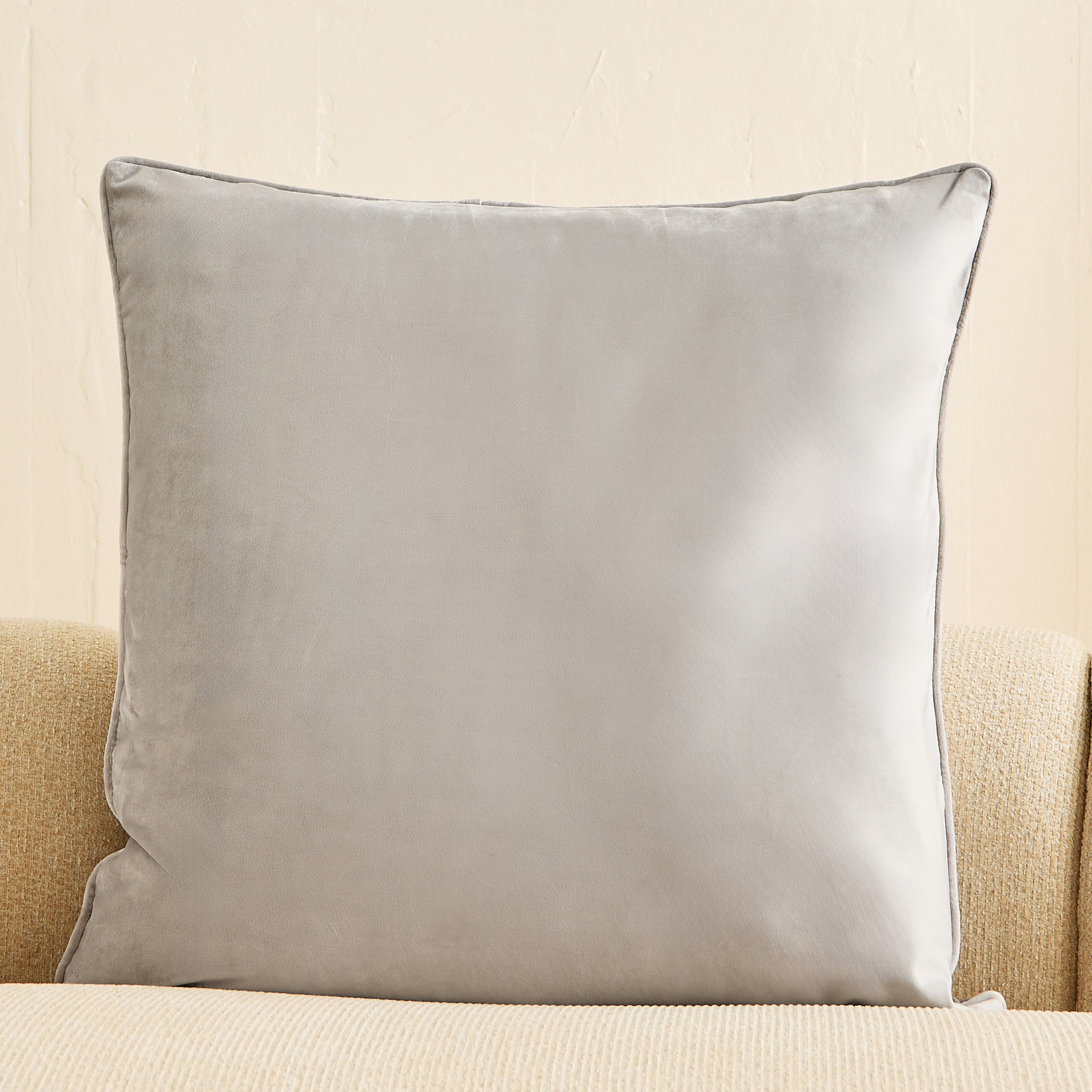 غطاء وسادة مخمل من دوف - 65x65 سم-hbxhomeware-cushionsandcovers-cushioncovers-image-1
