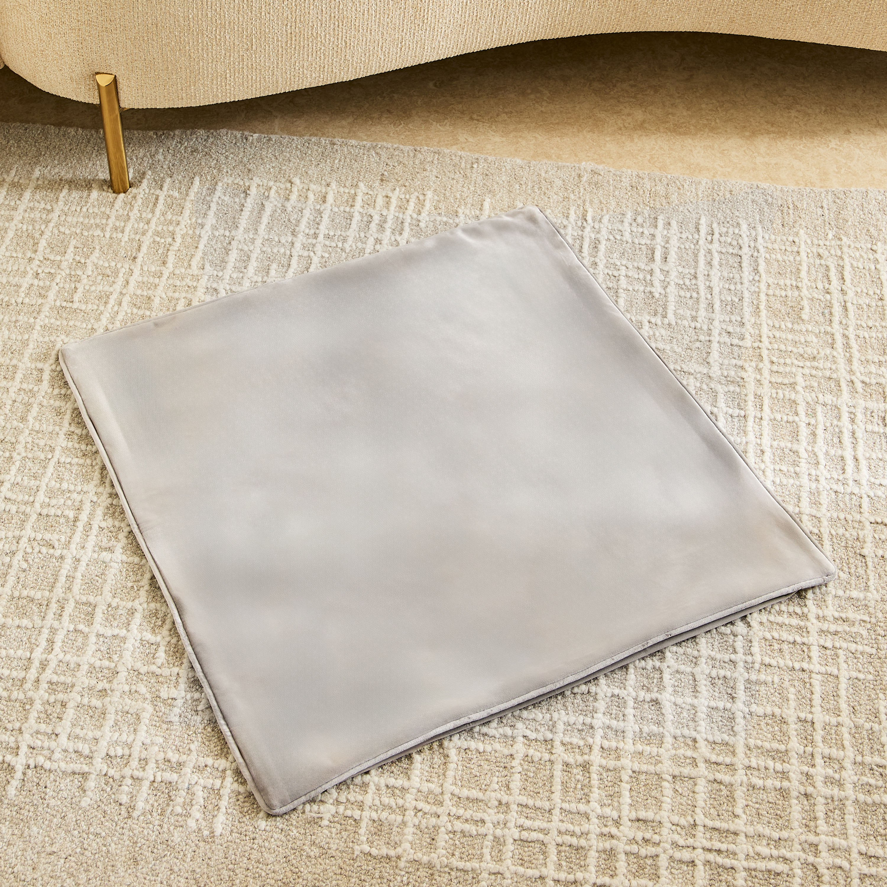 غطاء وسادة مخمل من دوف - 65x65 سم-hbxhomeware-cushionsandcovers-cushioncovers-image-2