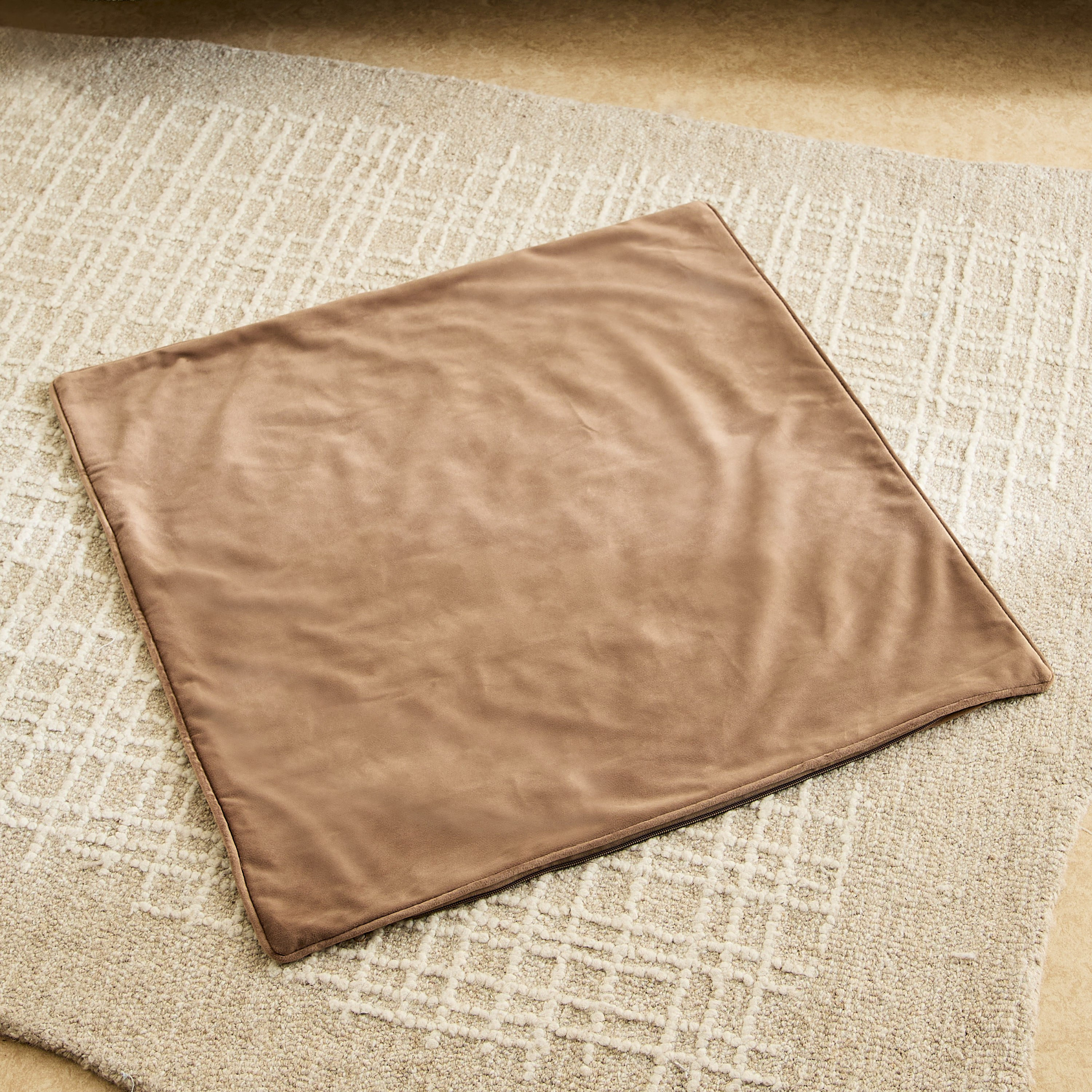 Dove Velvet Cushion Cover - 65x65 cm-hbxhomeware-cushionsandcovers-cushioncovers-image-2