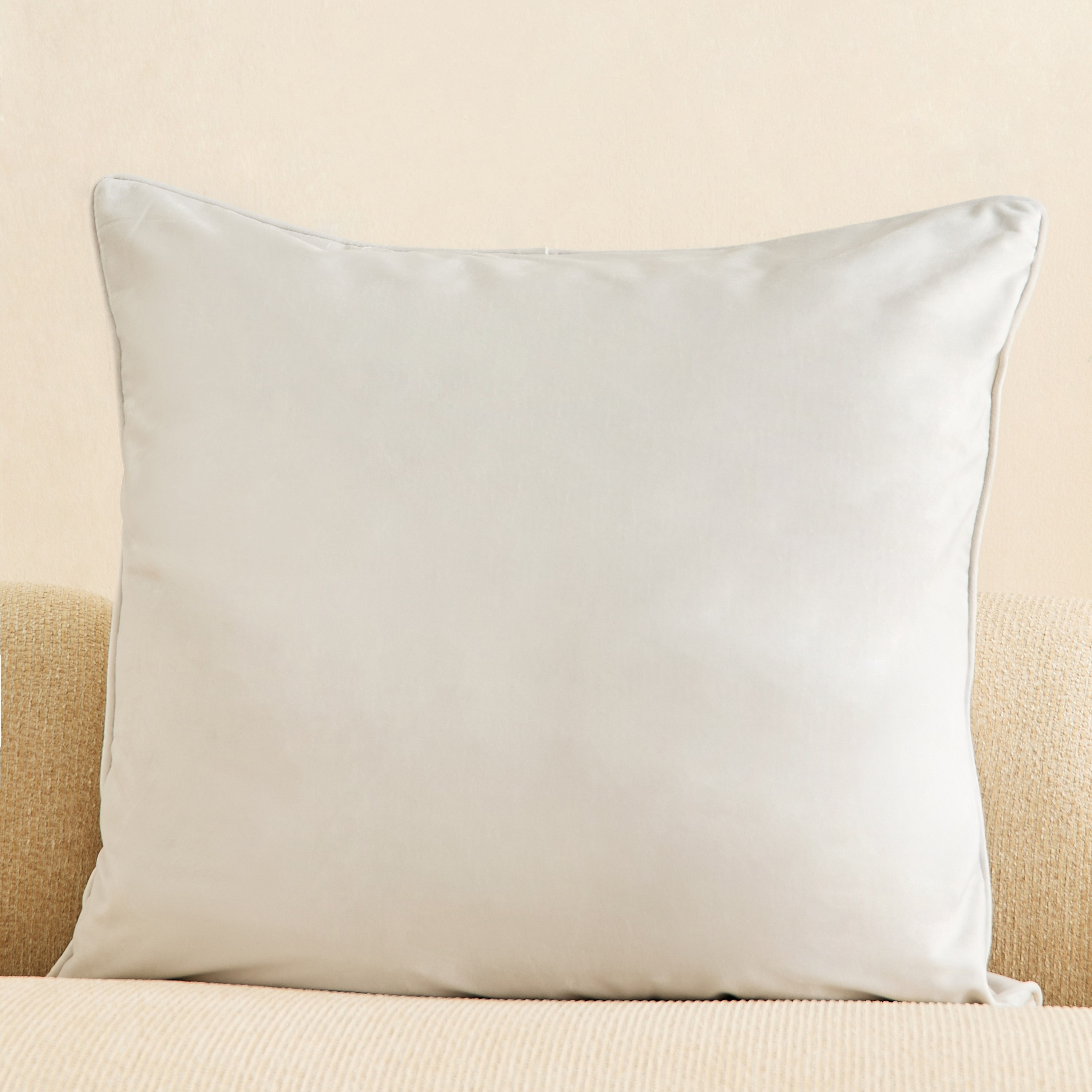 Dove Velvet Cushion Cover - 65x65 cm-PROMO_HB_AE_B1G1_250925-image-1