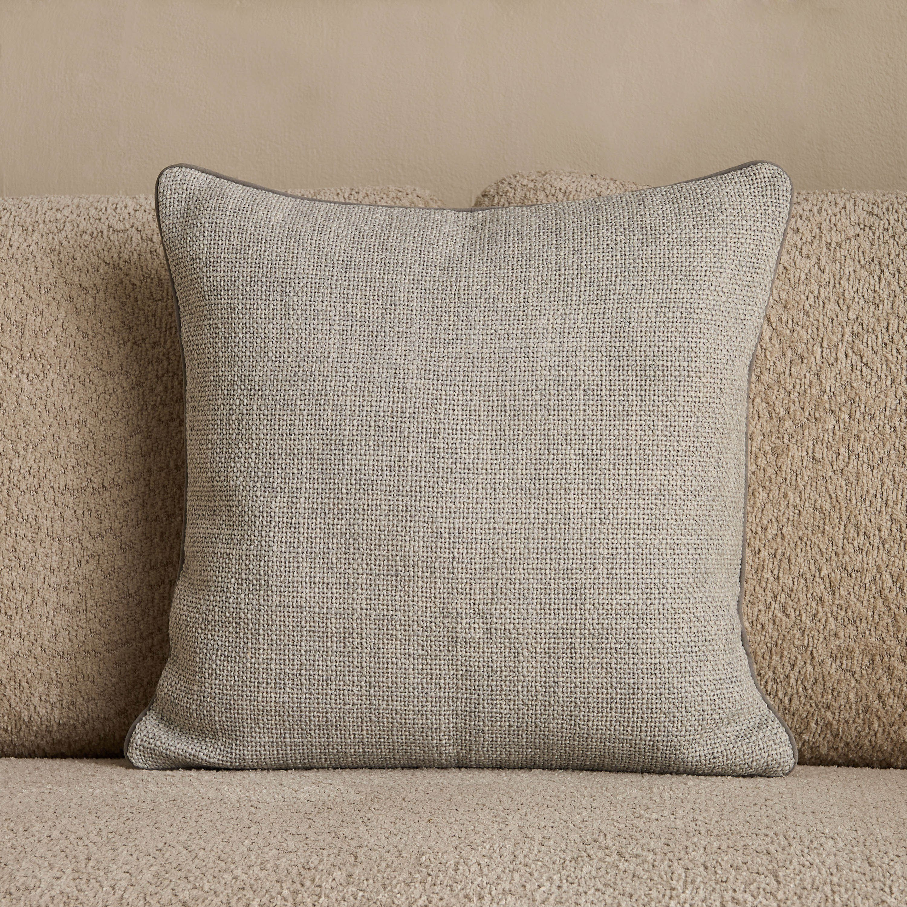 غطاء وسادة بارز الملمس من أريا - 45x45 سم-hbxhomeware-cushionsandcovers-cushioncovers-image-1