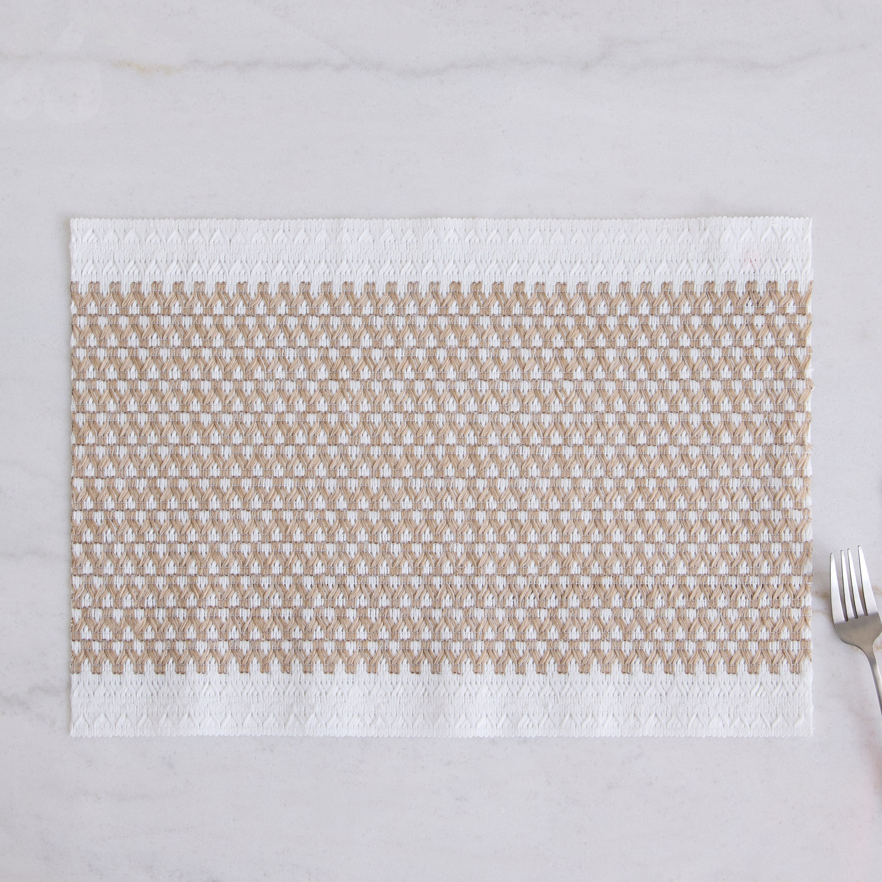 Tressa Polypropylene Placemat- 30x45cm-hbxhomeware-kitchenware-kitchenlinens-image-1