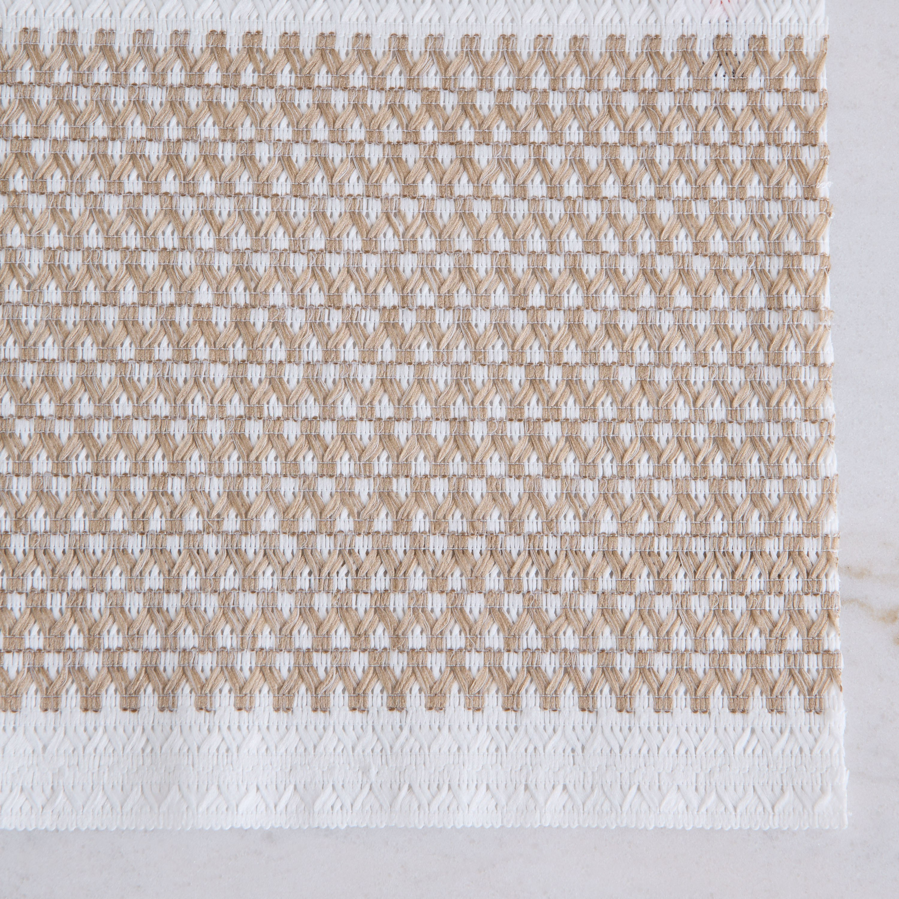 Tressa Polypropylene Placemat- 30x45cm-hbxhomeware-kitchenware-kitchenlinens-image-2