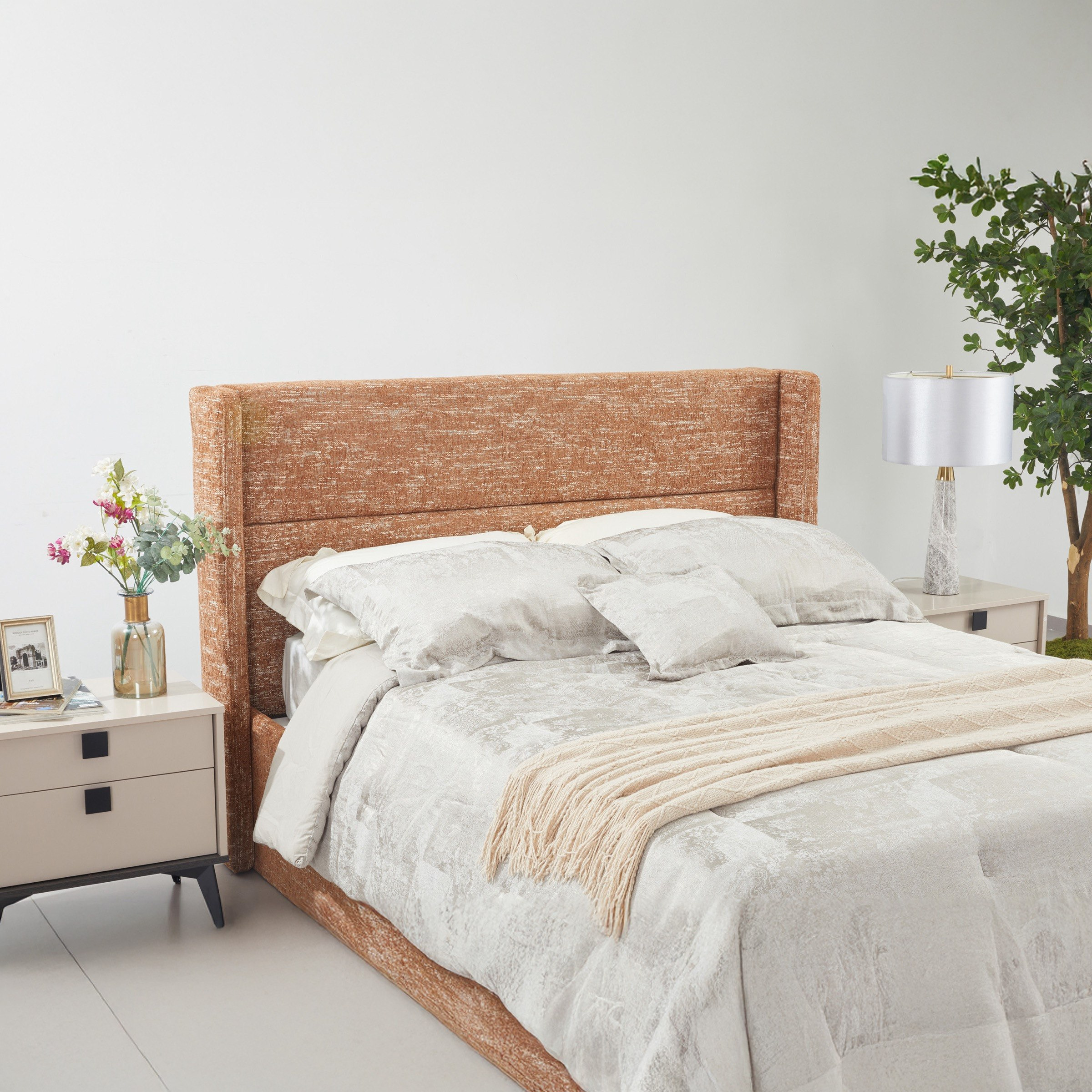 Orro Ray Wing Smart Hydraulic Upholstered Queen Bed - 160x200 cm-hbxbedroom-bedsandbedsets-beds-queen-image-10